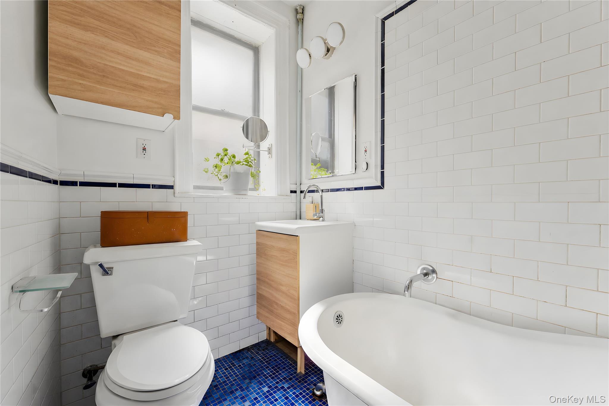 509 W 122nd Street, Unit 3 photo 8