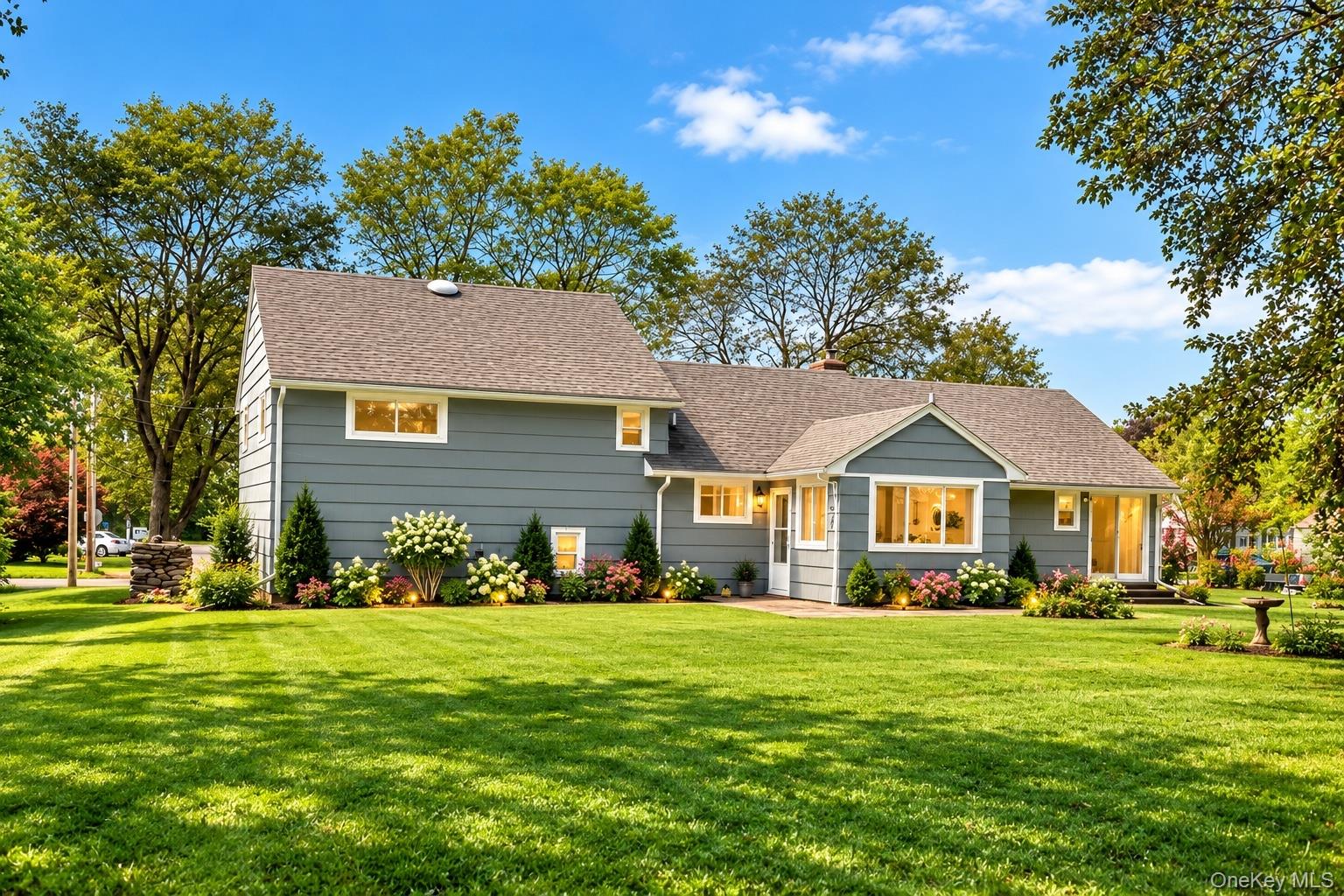 10 Eastland Avenue – For Sale photo 33