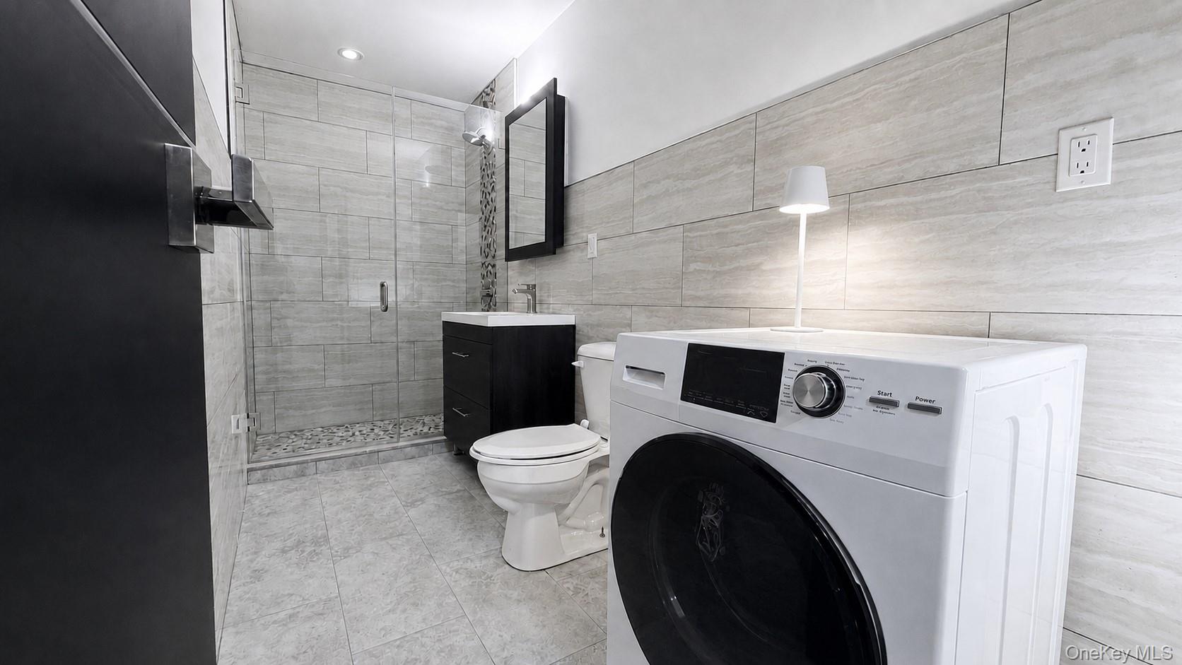 138 Huron Street, Unit 2A photo 9