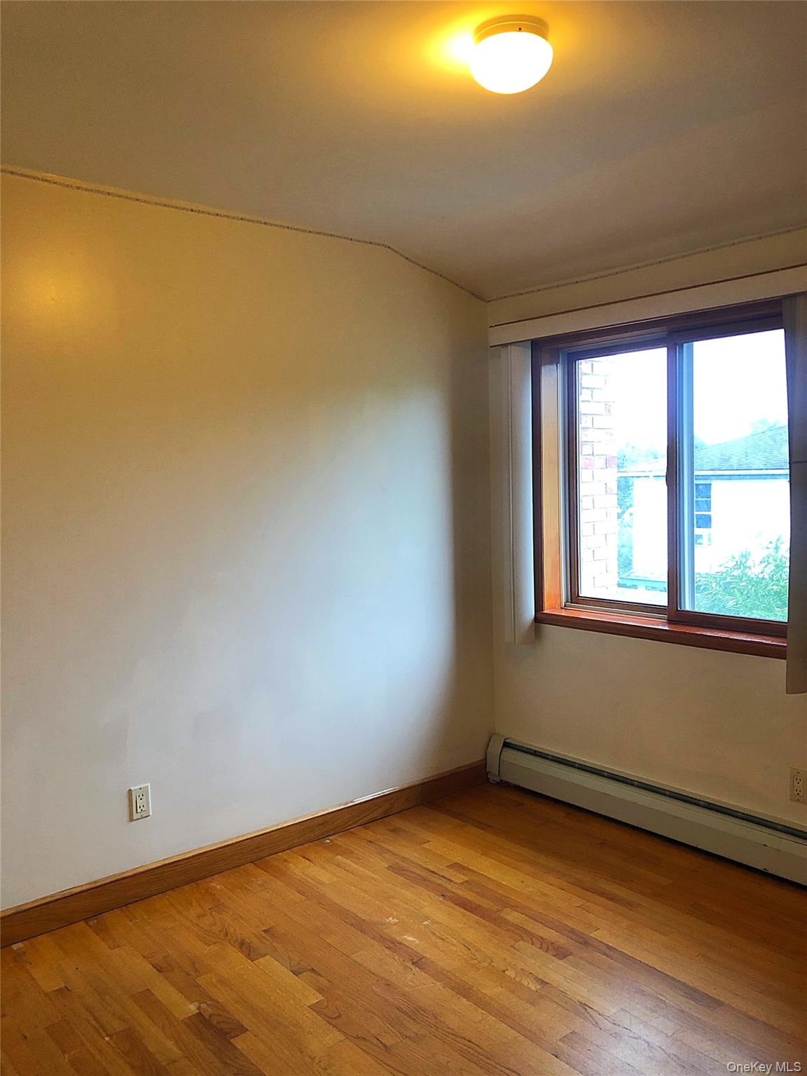 16446 77th Avenue – For Rent photo 11