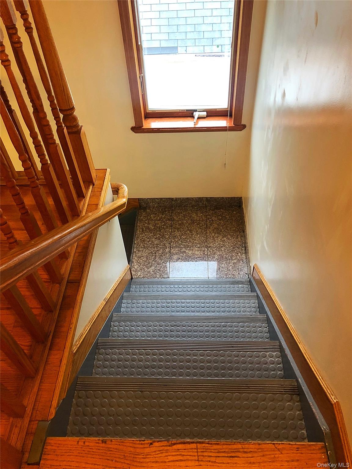 16446 77th Avenue – For Rent photo 3