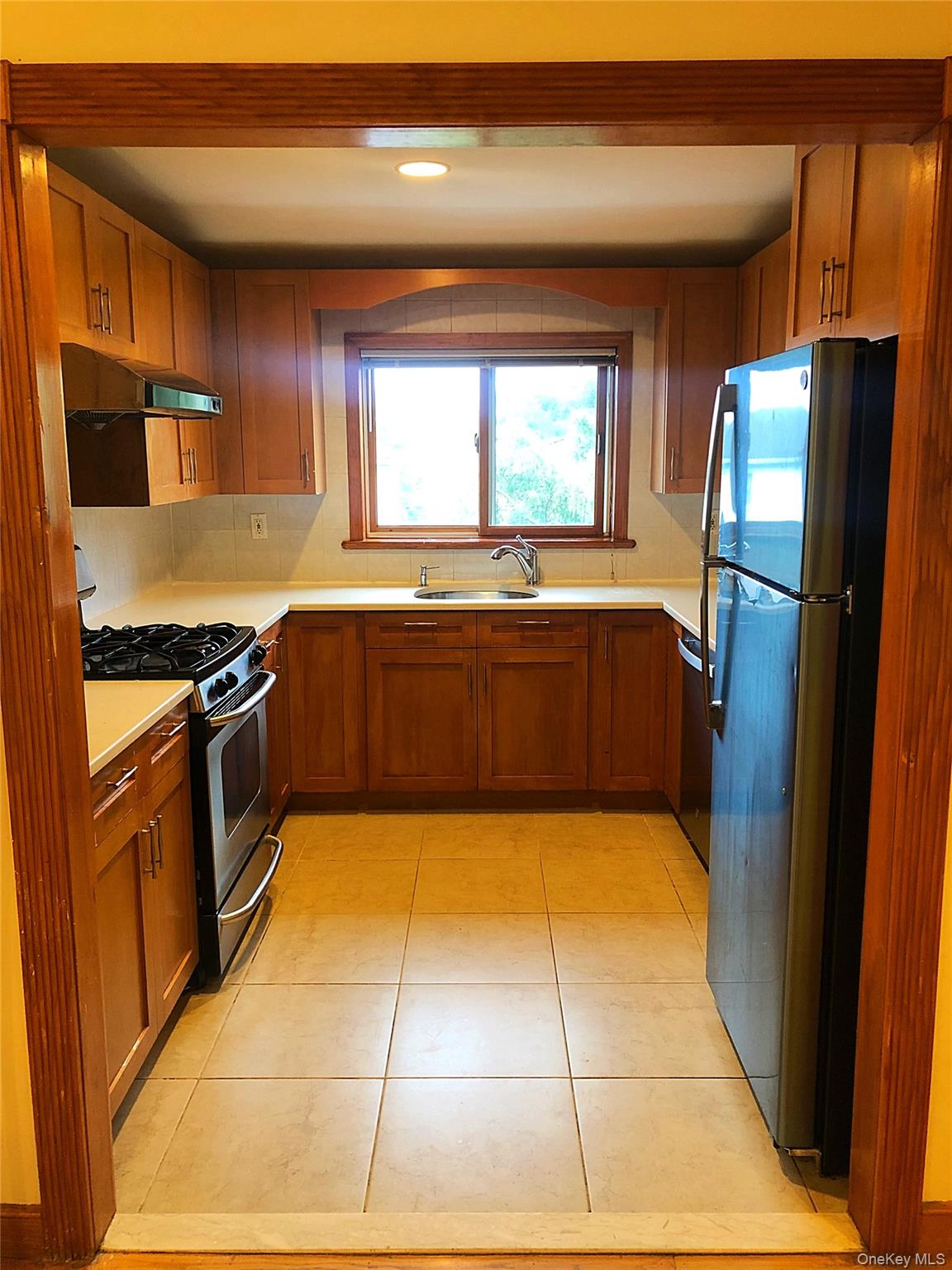 16446 77th Avenue – For Rent photo 6
