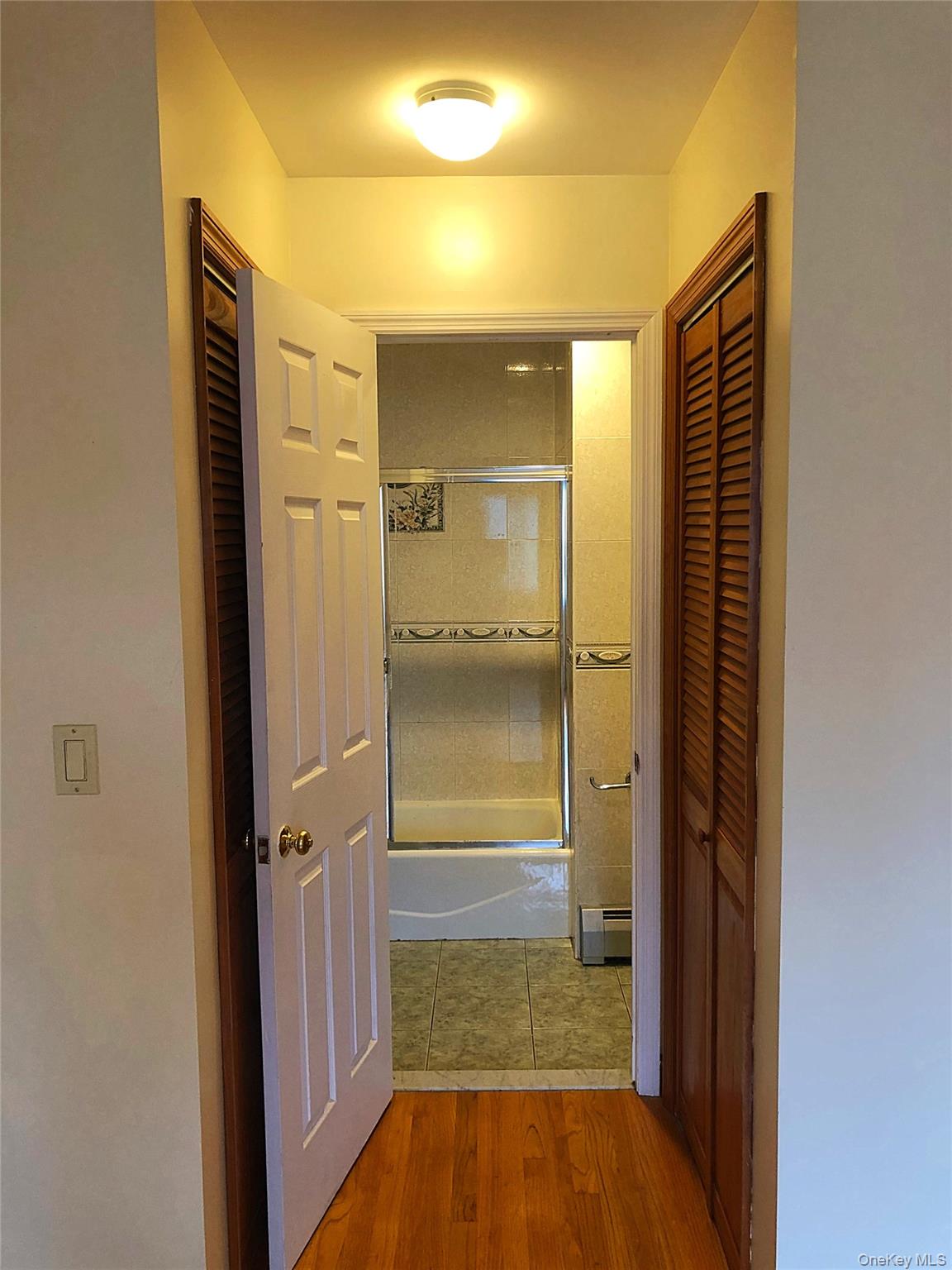 16446 77th Avenue – For Rent photo 16