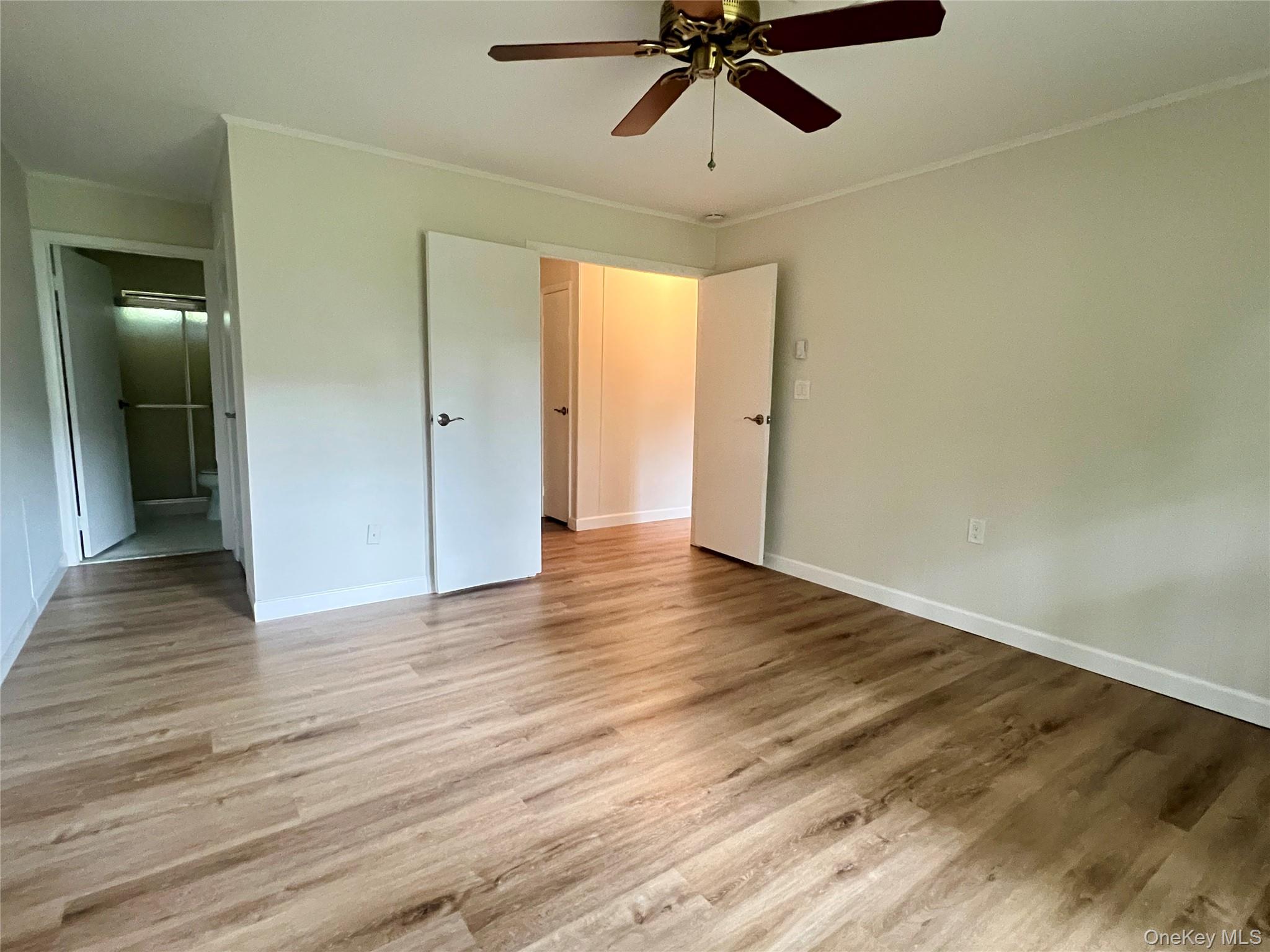 474 Darwen Drive, Unit A photo 8