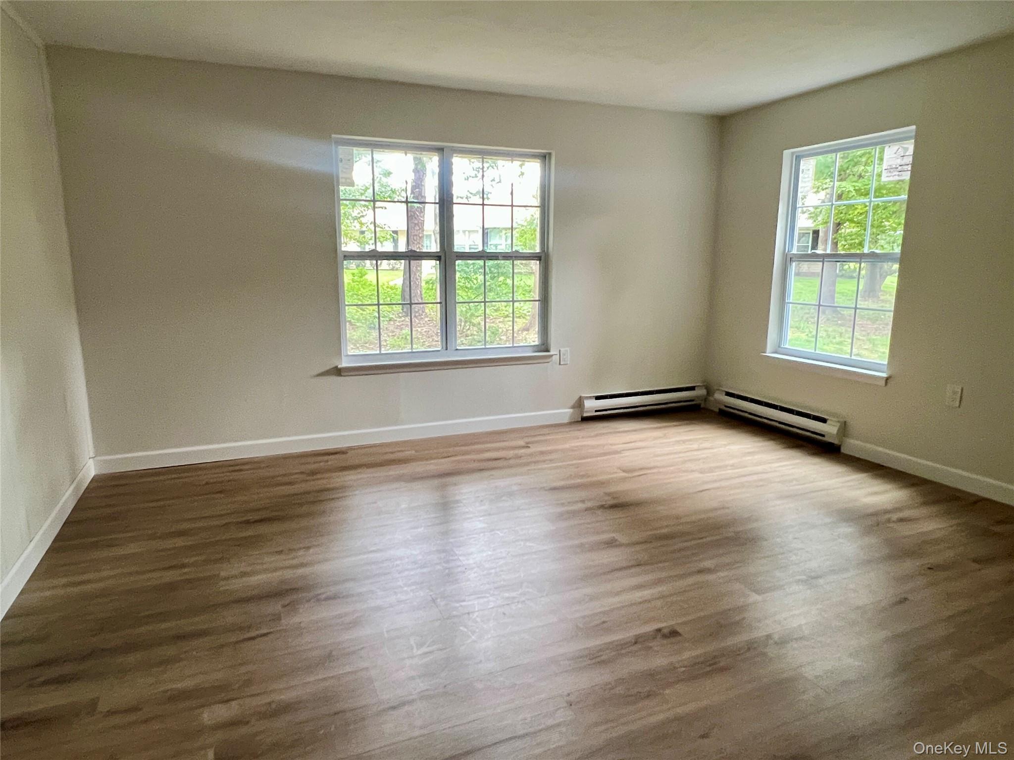 474 Darwen Drive, Unit A photo 6