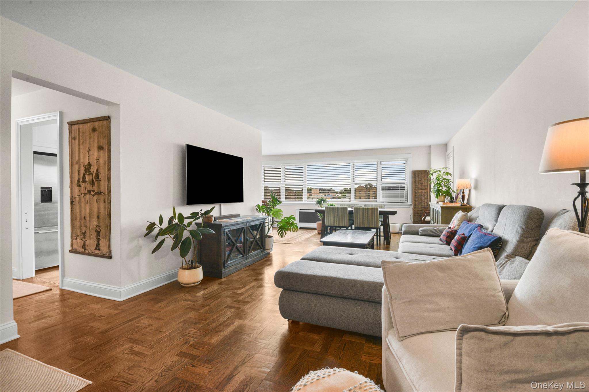 2 Washington Square, Unit 5G photo 6