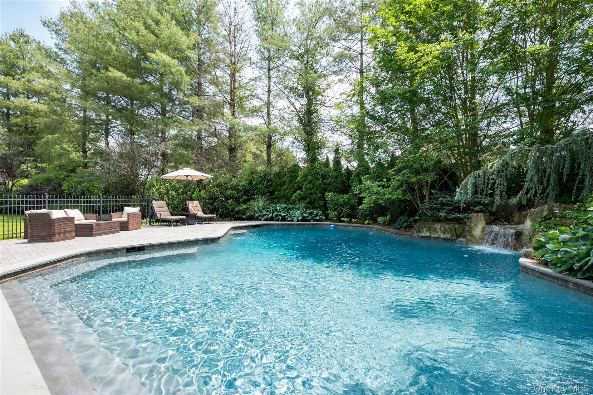 37 Legends Circle – For Sale photo 38