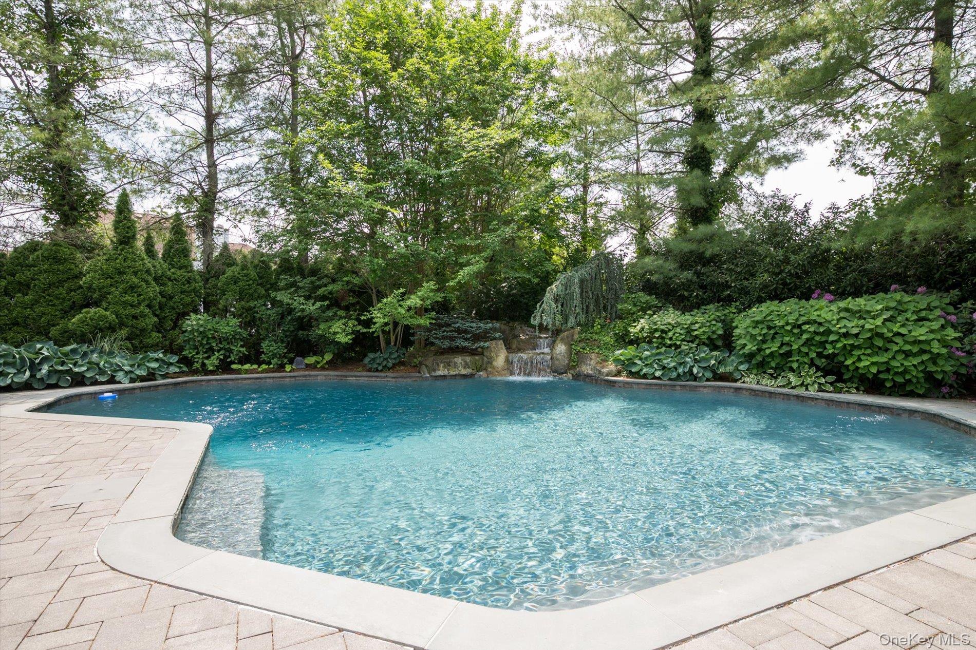 37 Legends Circle – For Sale photo 37