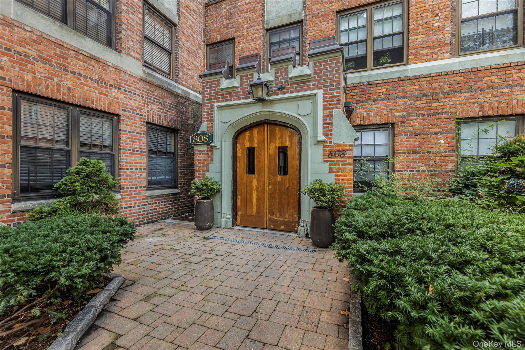 808 Bronx River Road, Unit 6C photo 18