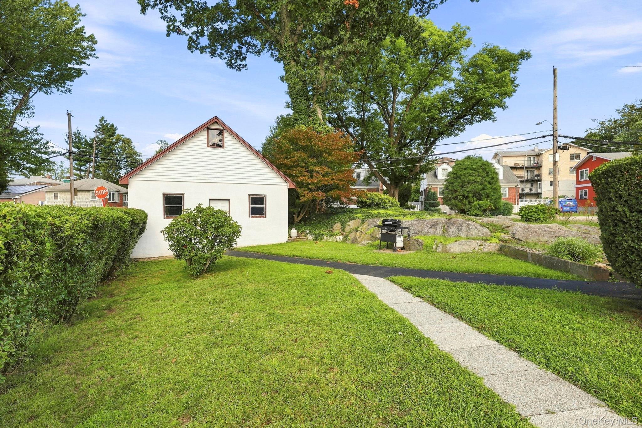 83 Brewster Avenue – For Sale photo 11