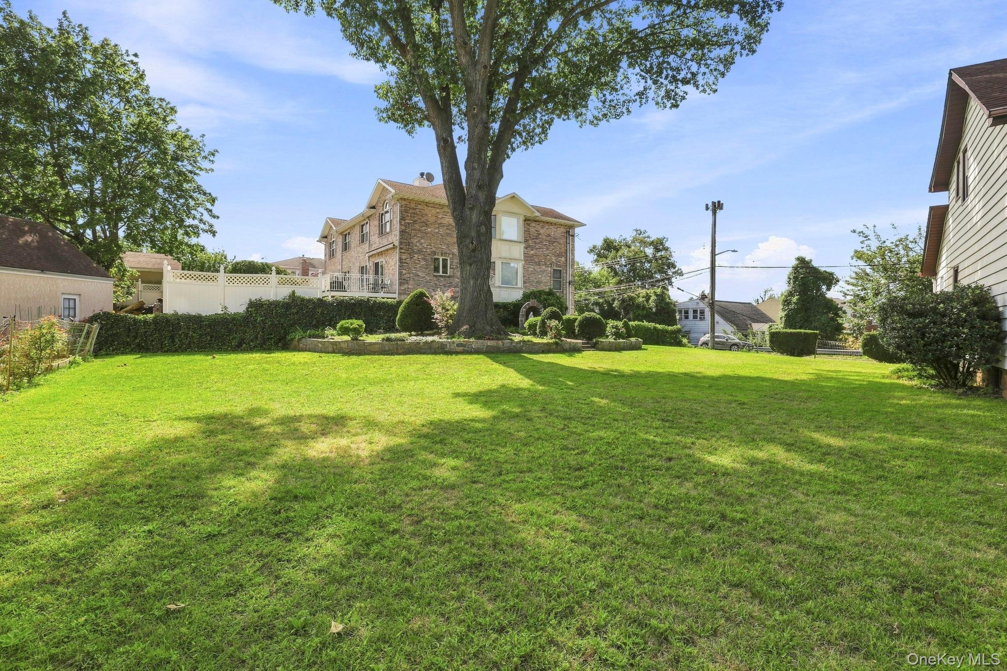 83 Brewster Avenue – For Sale photo 12