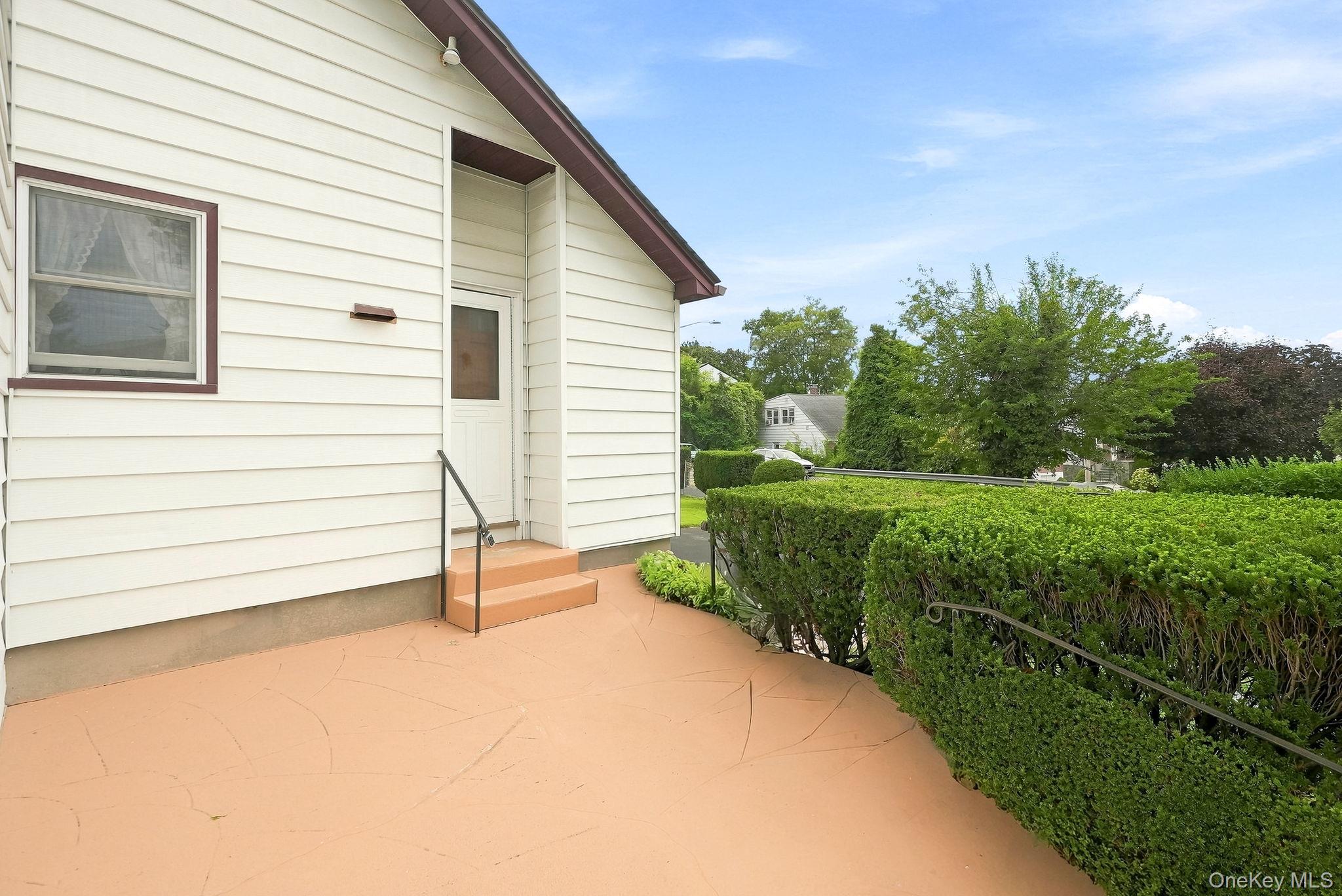 83 Brewster Avenue – For Sale photo 33
