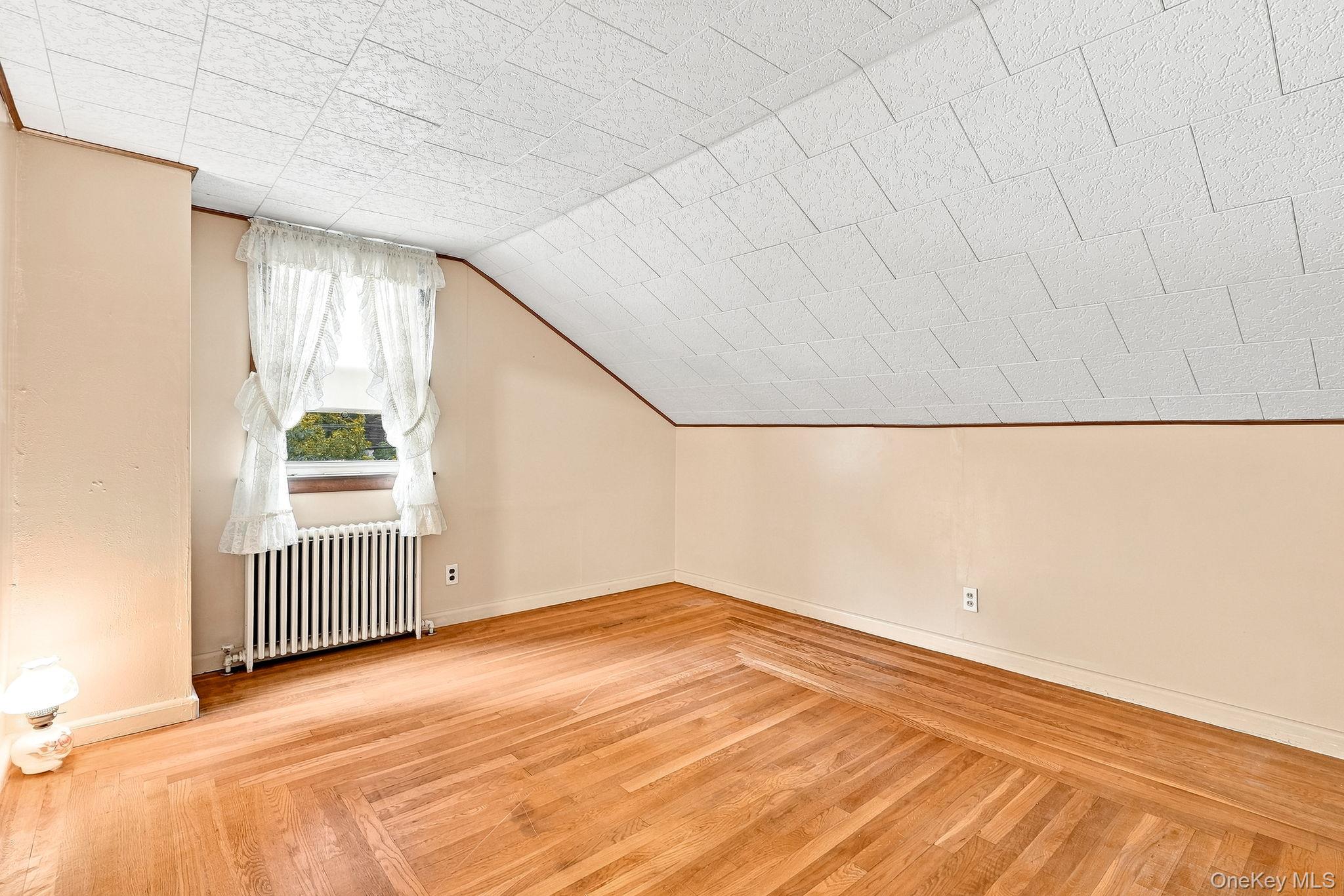 83 Brewster Avenue – For Sale photo 30
