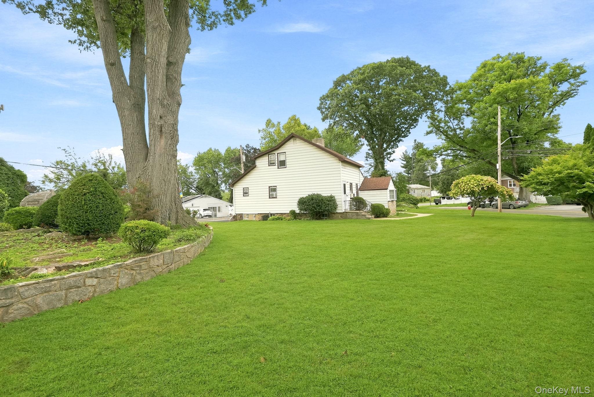 83 Brewster Avenue – For Sale photo 3