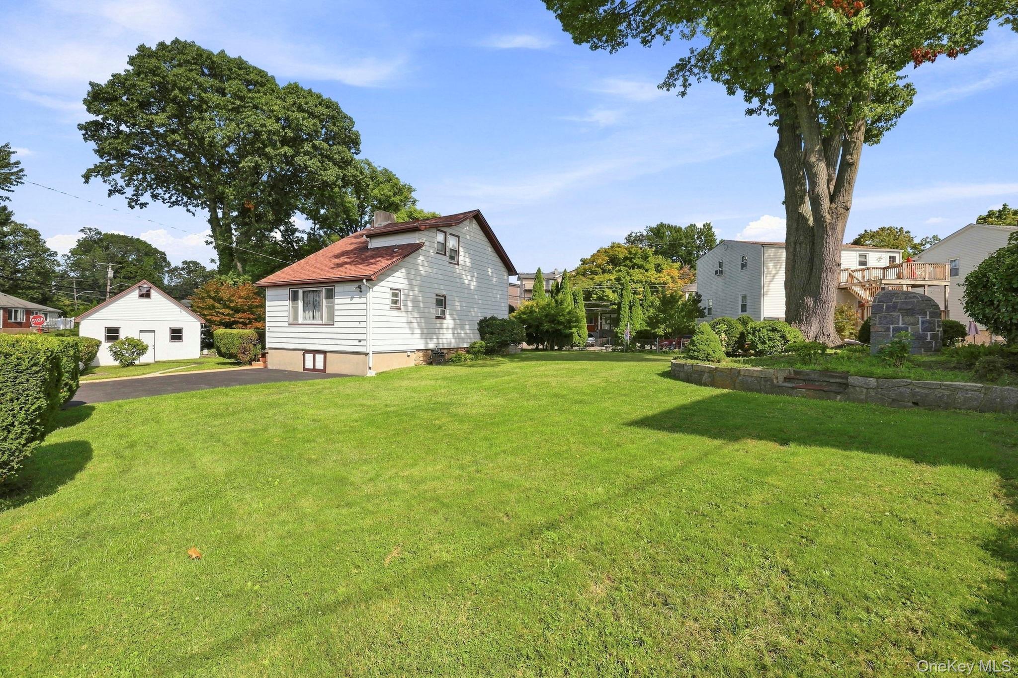83 Brewster Avenue – For Sale photo 5