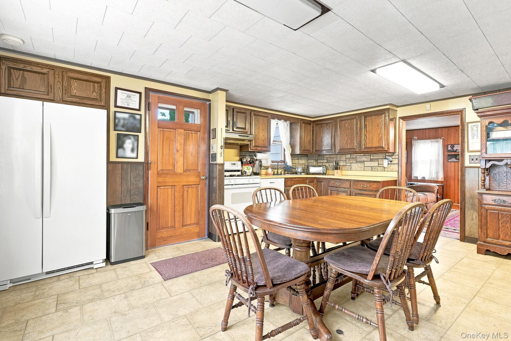 83 Brewster Avenue – For Sale photo 19
