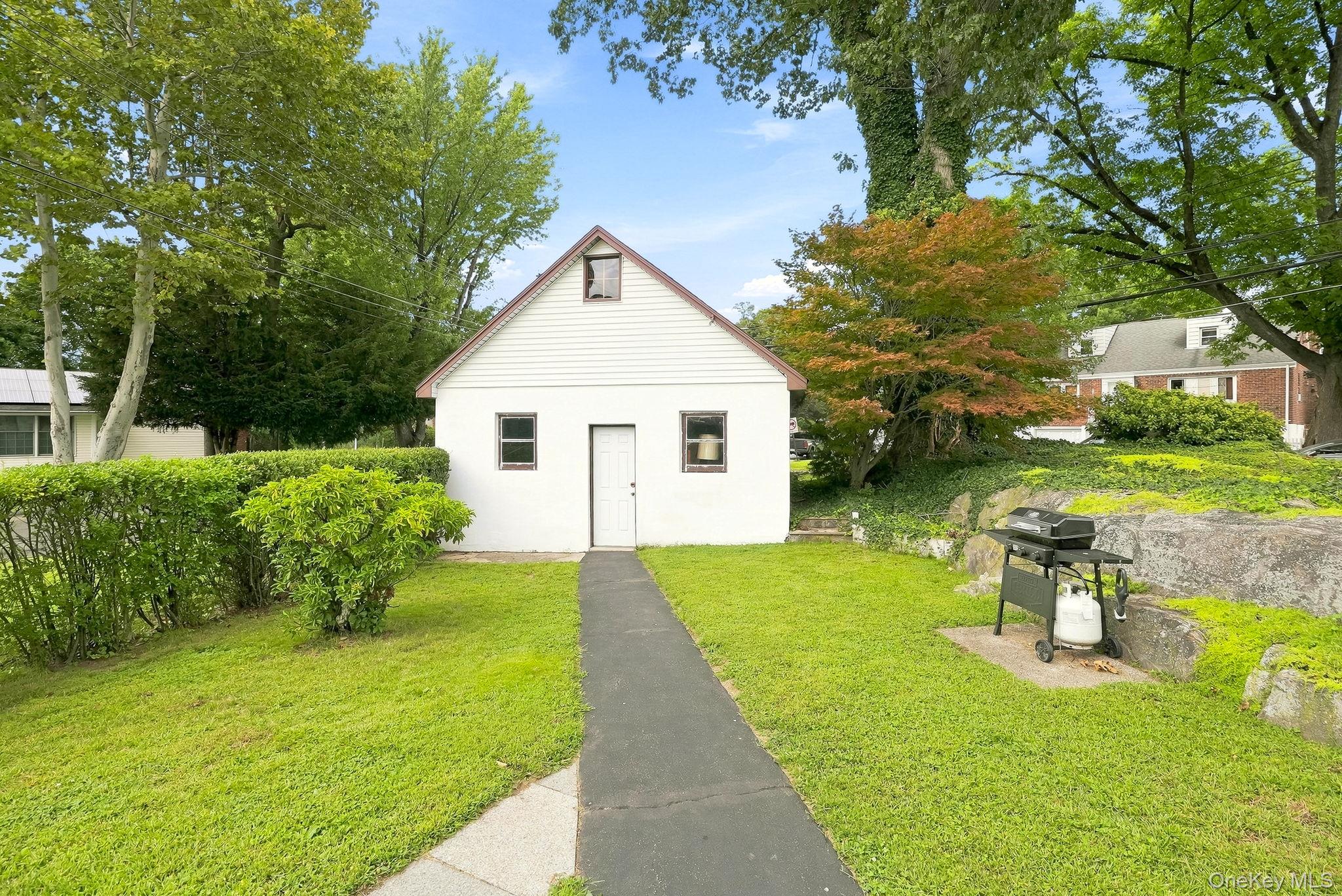 83 Brewster Avenue – For Sale photo 44