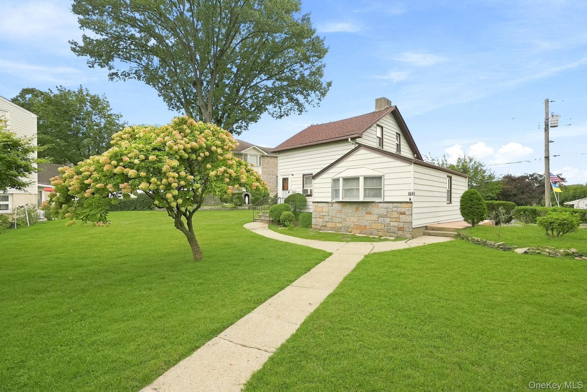 83 Brewster Avenue – For Sale photo 2
