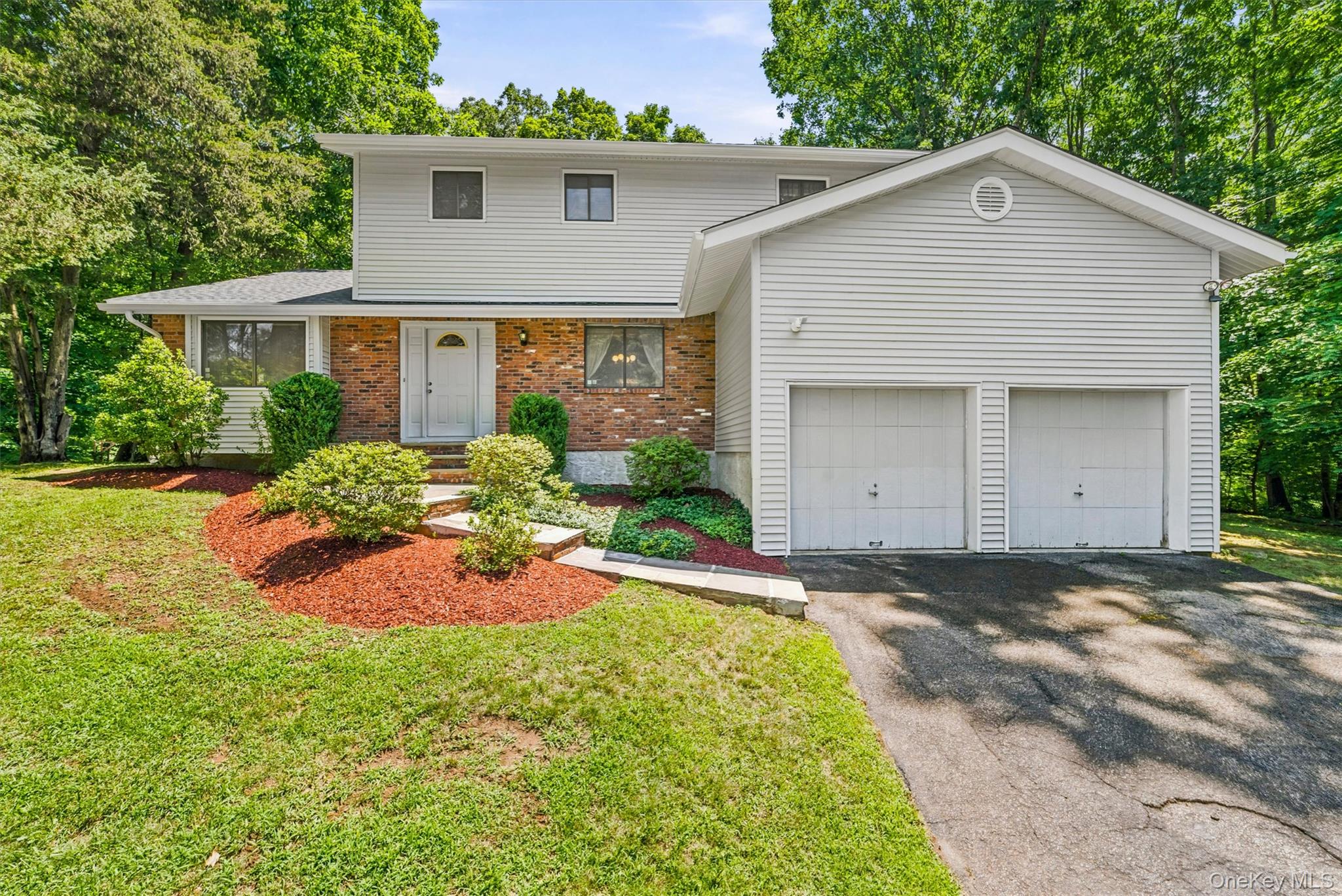 2 Peter A Beet Drive – For Sale photo 2