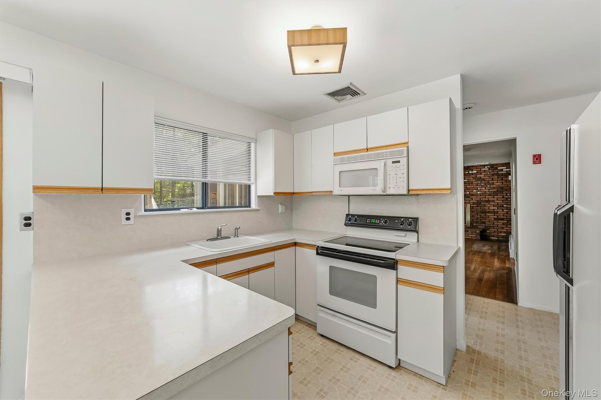 2 Peter A Beet Drive – For Sale photo 9