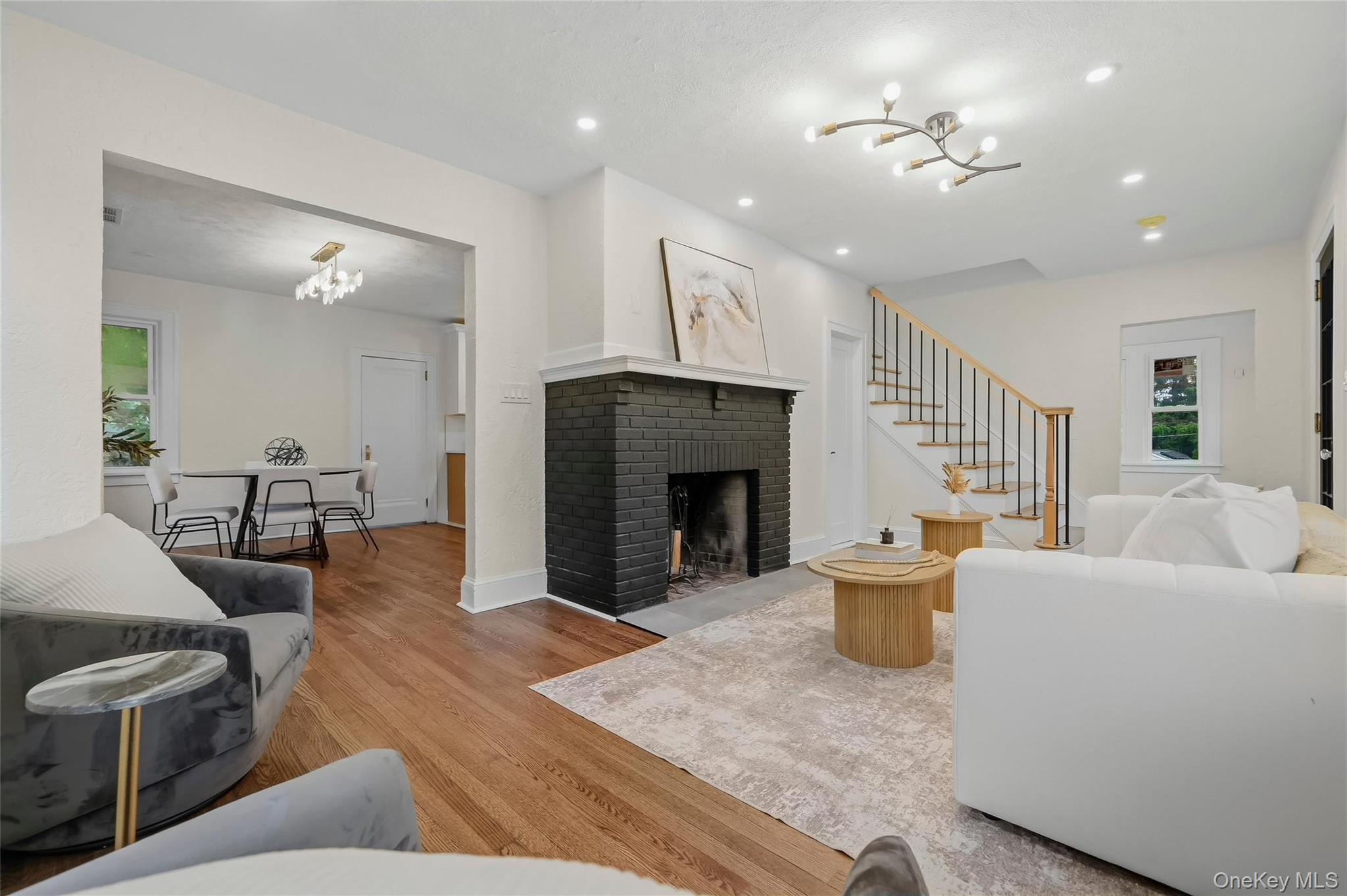 16 Maple Avenue – For Rent photo 9