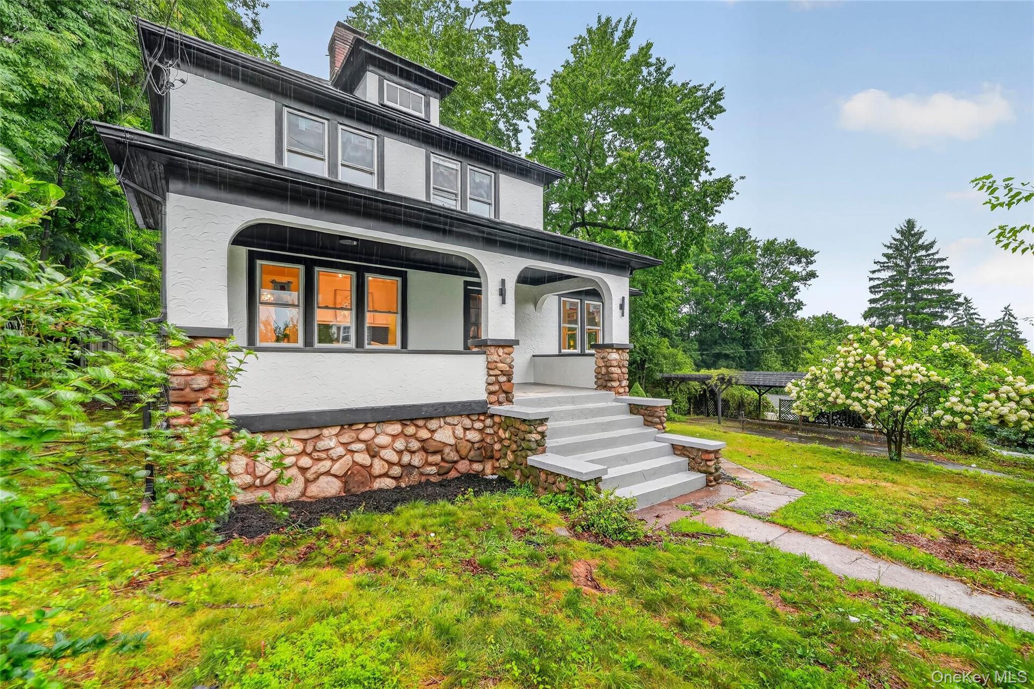 16 Maple Avenue – For Rent photo 3