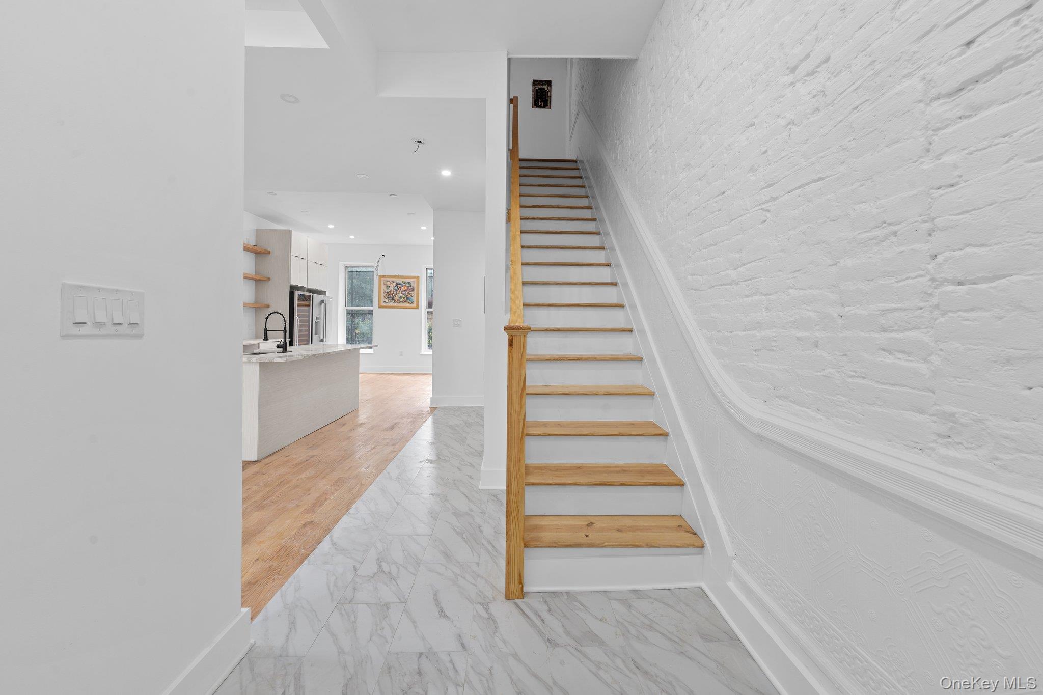 614 Madison Street – For Sale photo 2