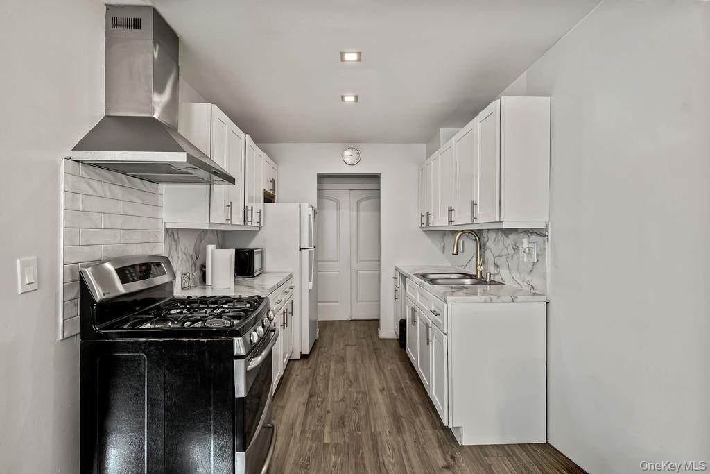 80 Kearsing Parkway, Unit B & 8F photo 10