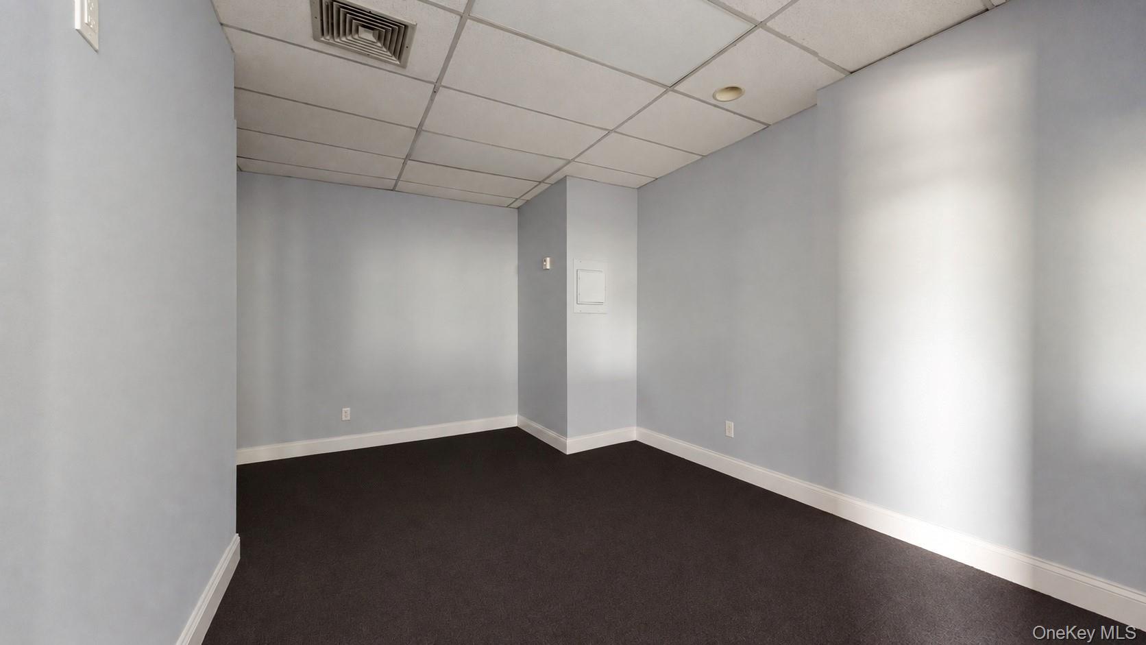 168 W Park Avenue, Unit 2nd Floor photo 15