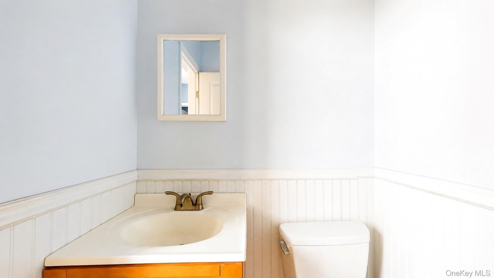 168 W Park Avenue, Unit 2nd Floor photo 11