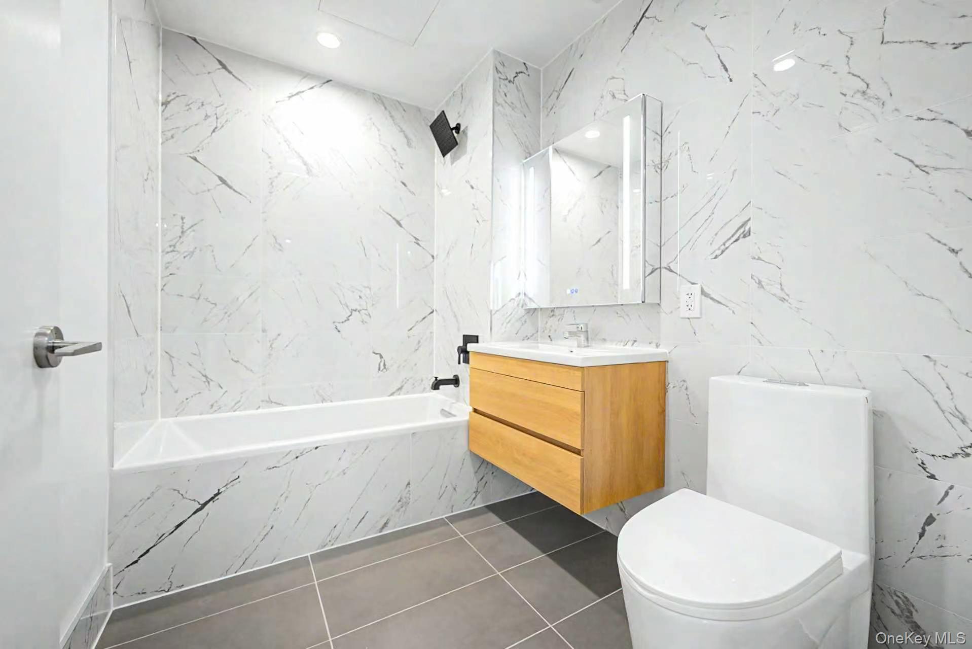 150-02 Northern Boulevard, Unit 3J photo 9