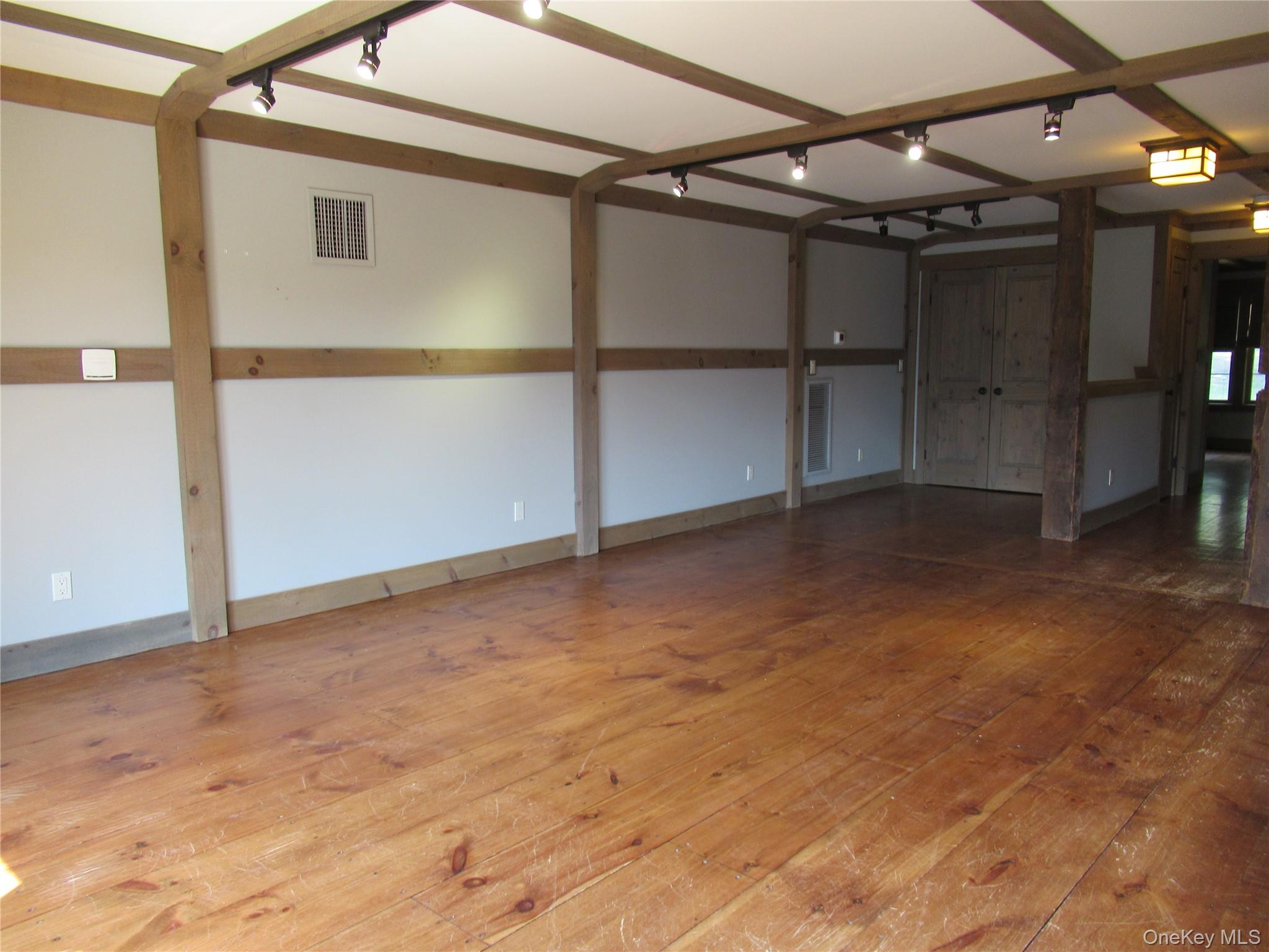63 River Road, Unit B photo 4