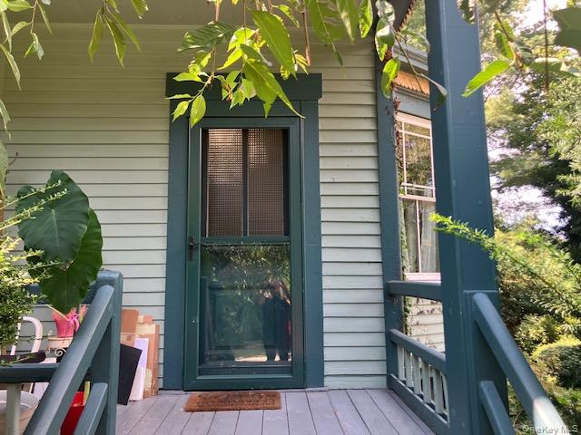 332 Franklin Avenue, Unit 1 photo 2