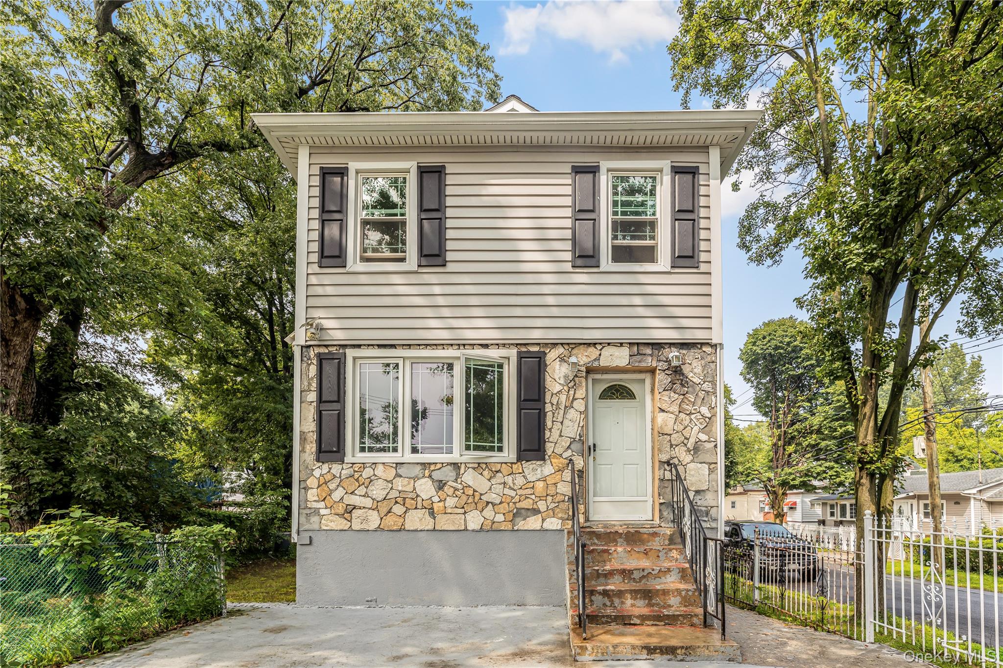 1961-1963 Obrien Avenue – For Sale