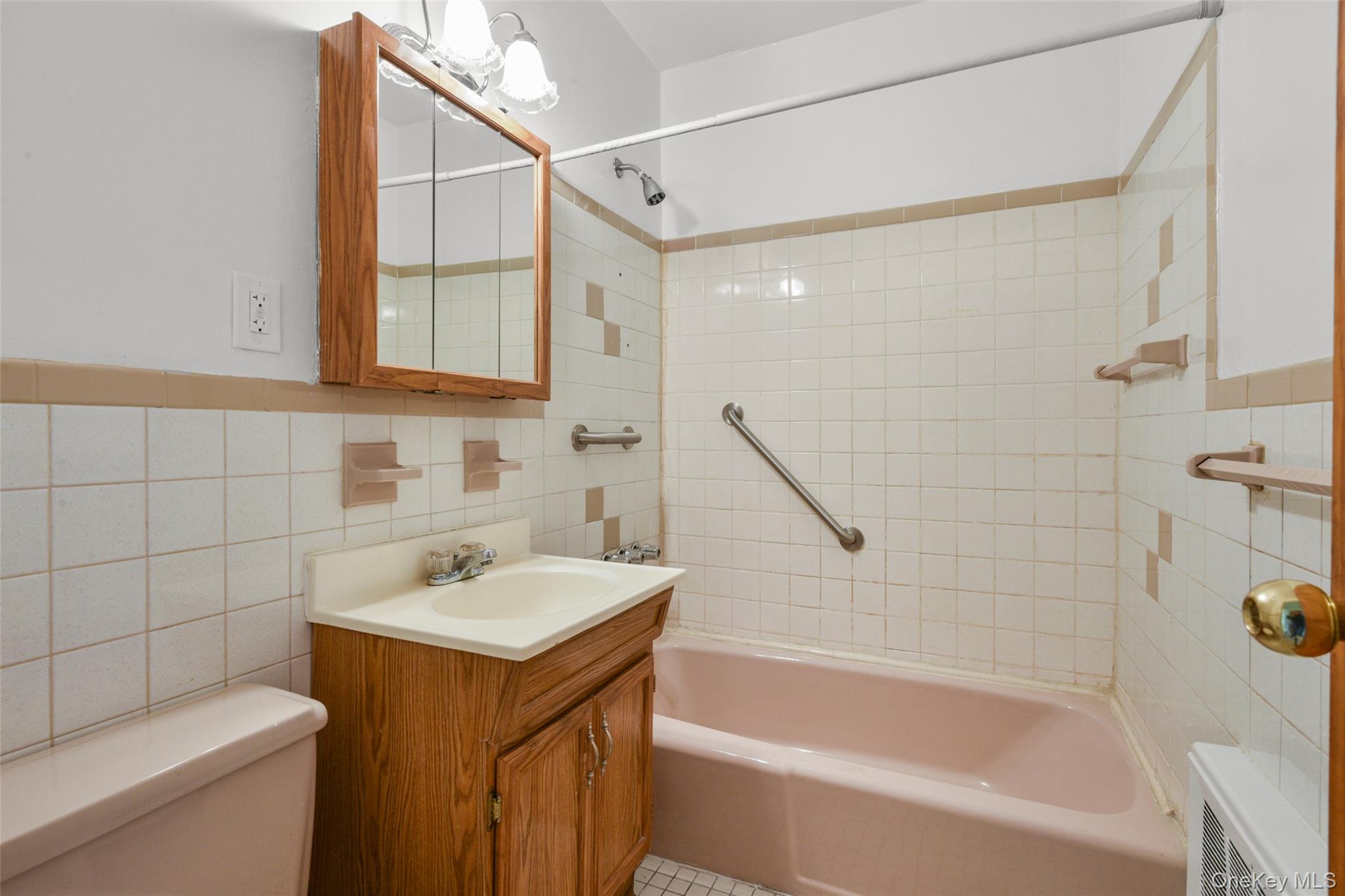 25 Trinity Place, Unit 3K photo 9