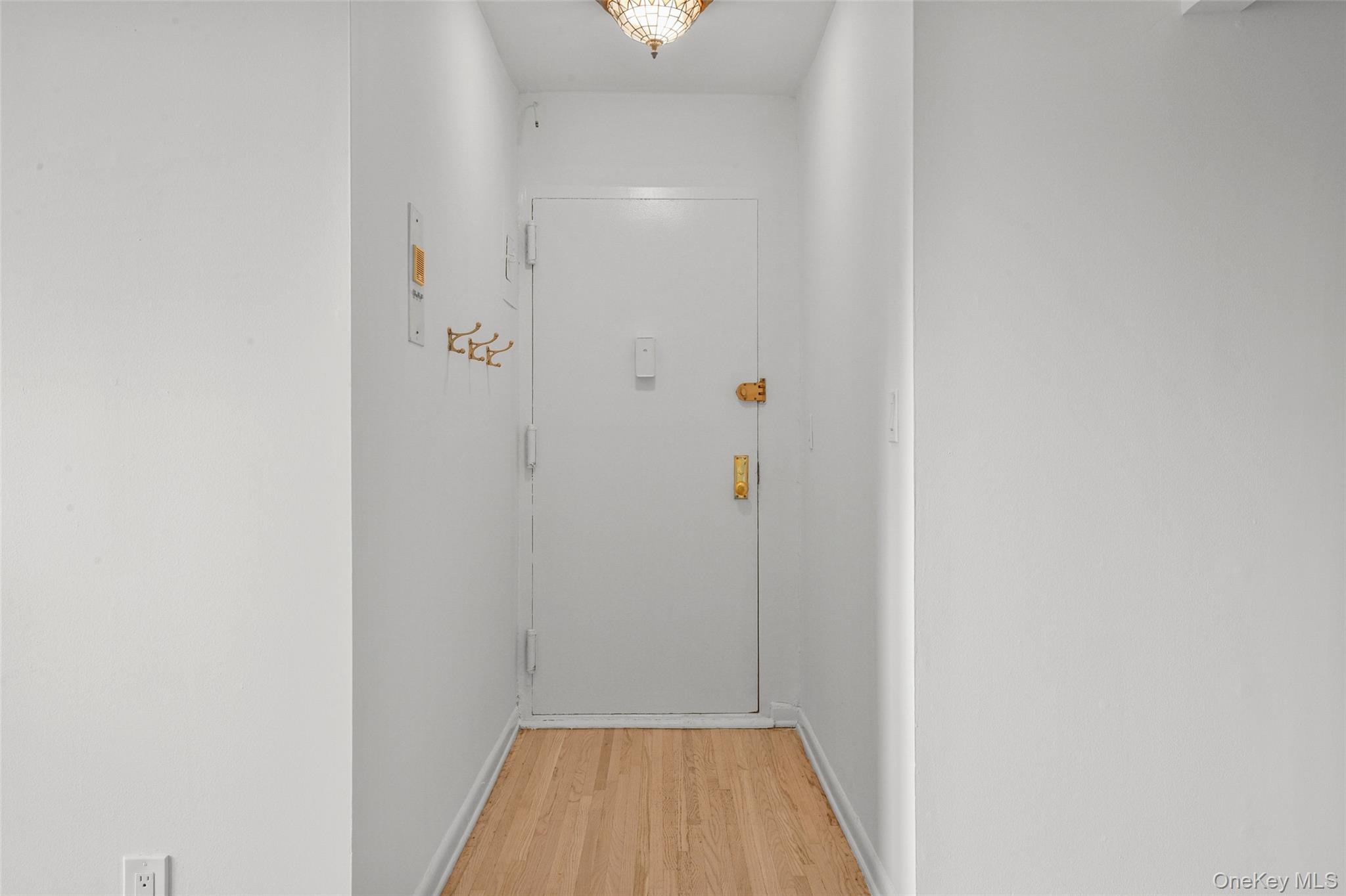 25 Trinity Place, Unit 3K photo 3