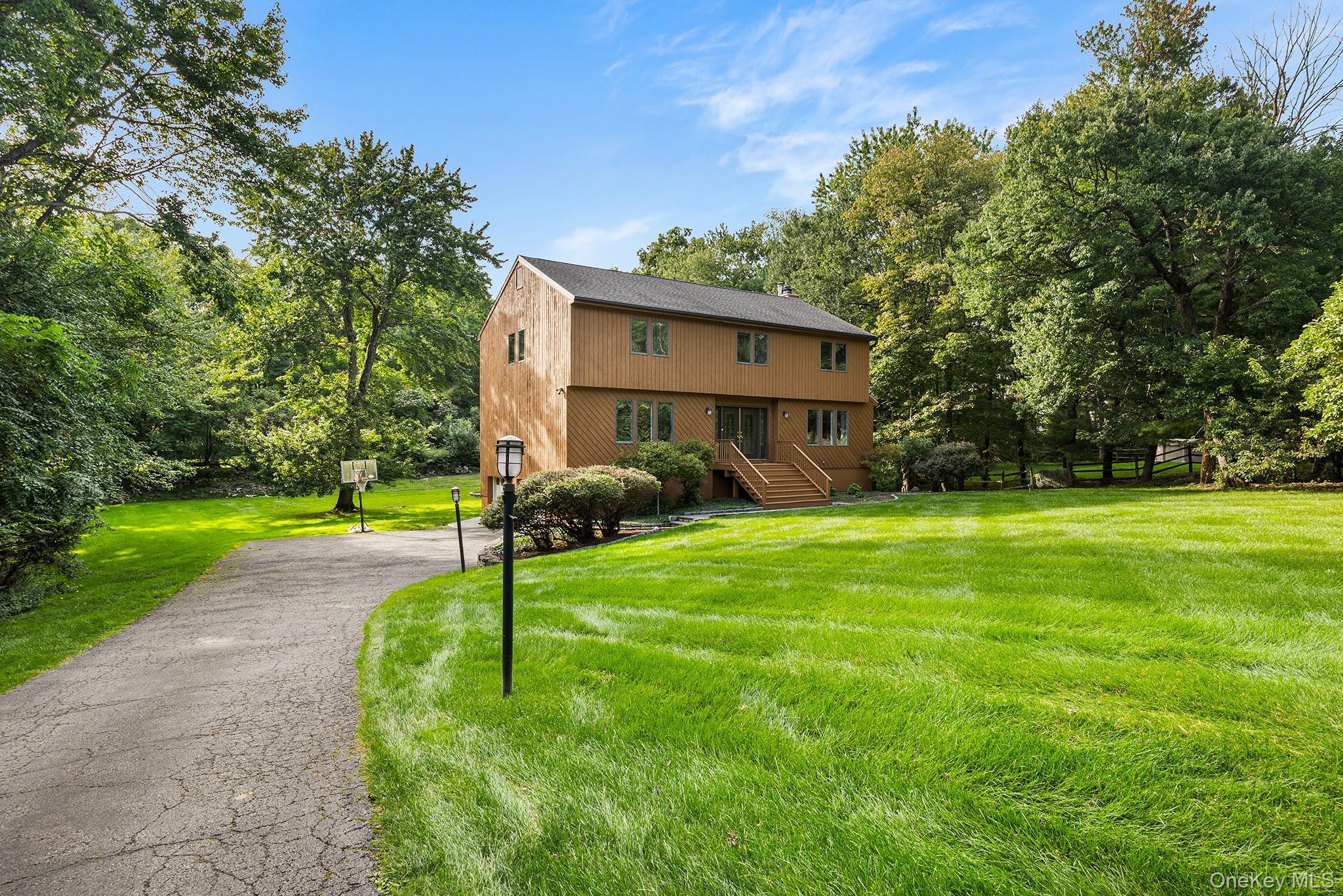 5 Rome Court – For Sale