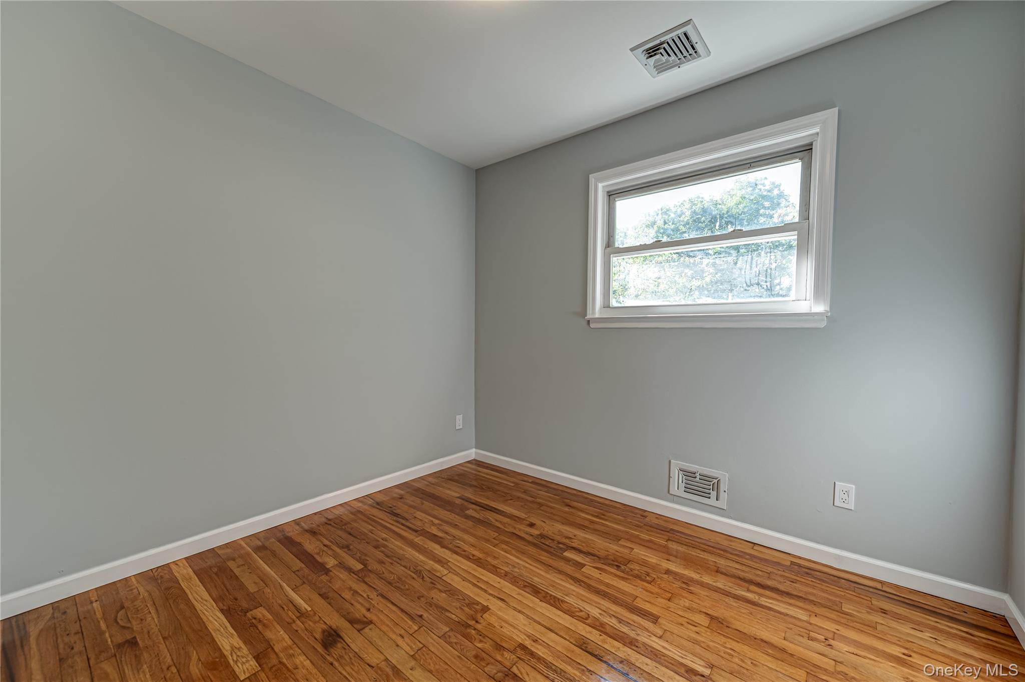 5 Durst Drive – For Sale photo 9