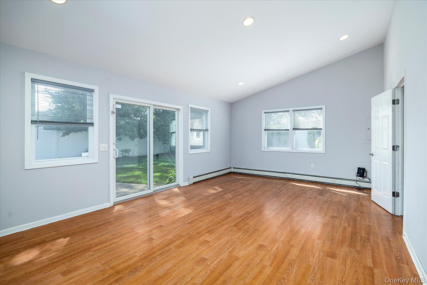 729 Arcadian Avenue – For Sale photo 9