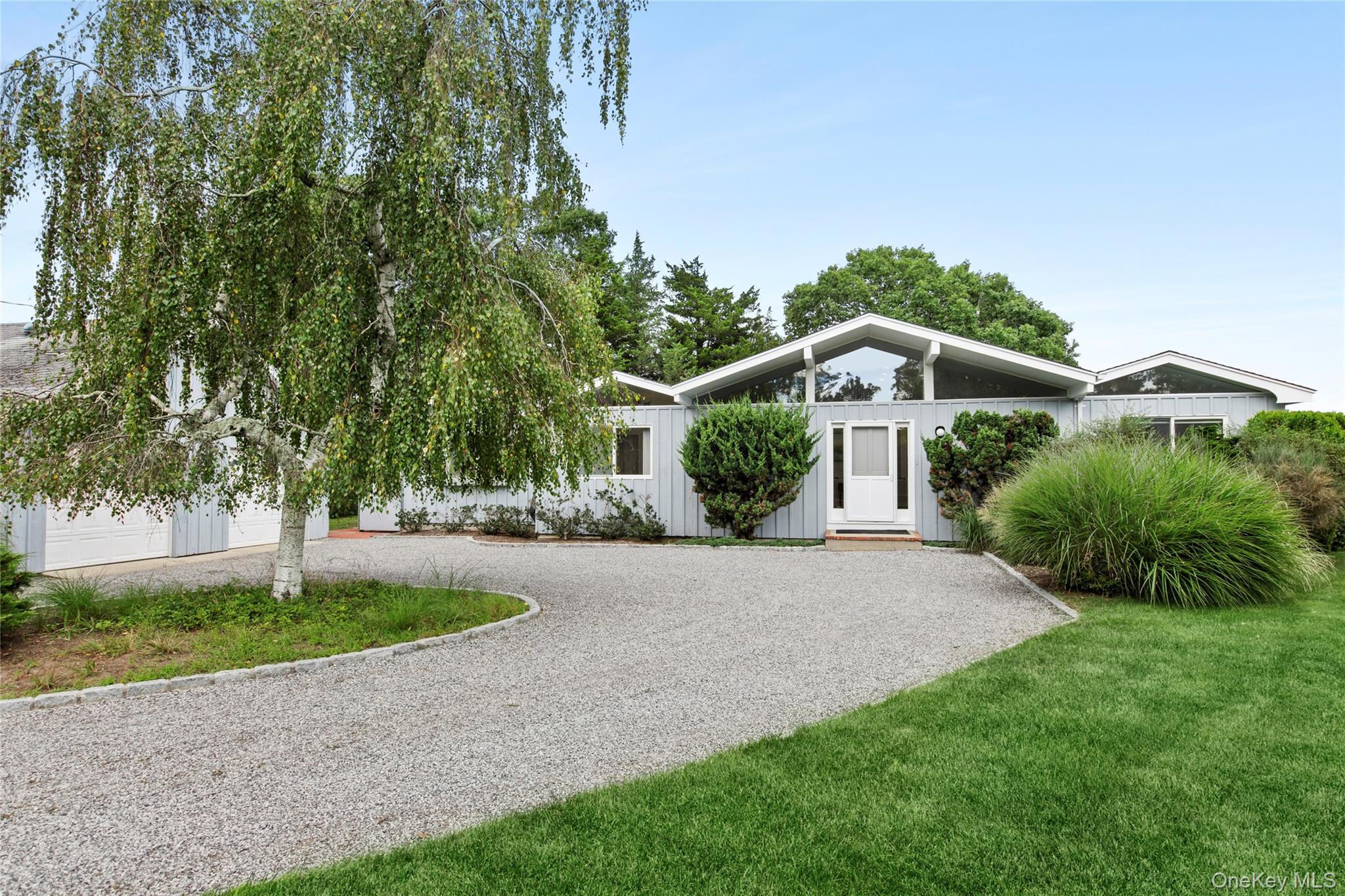 7 S Pond Road – For Sale