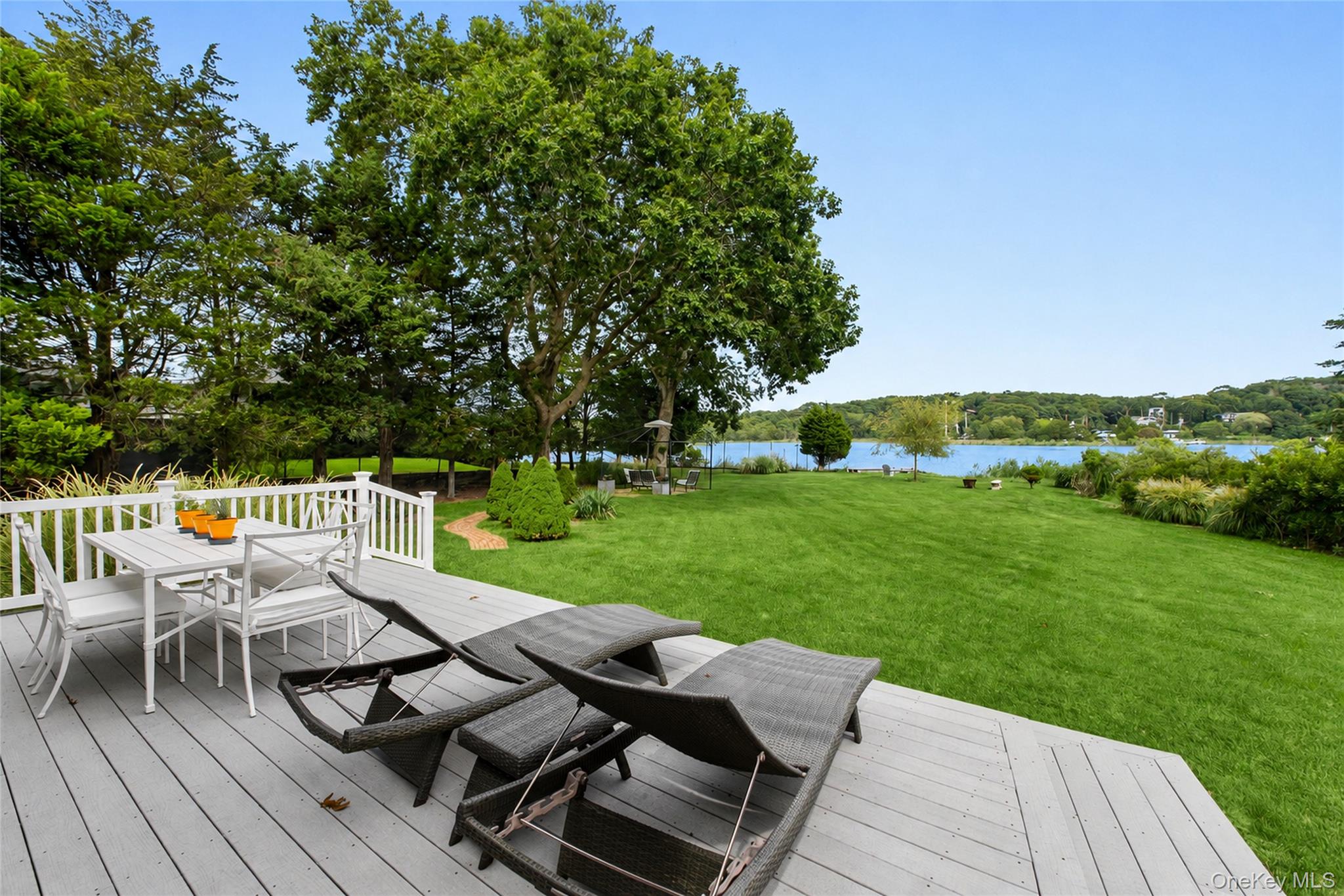 7 S Pond Road – For Sale photo 5