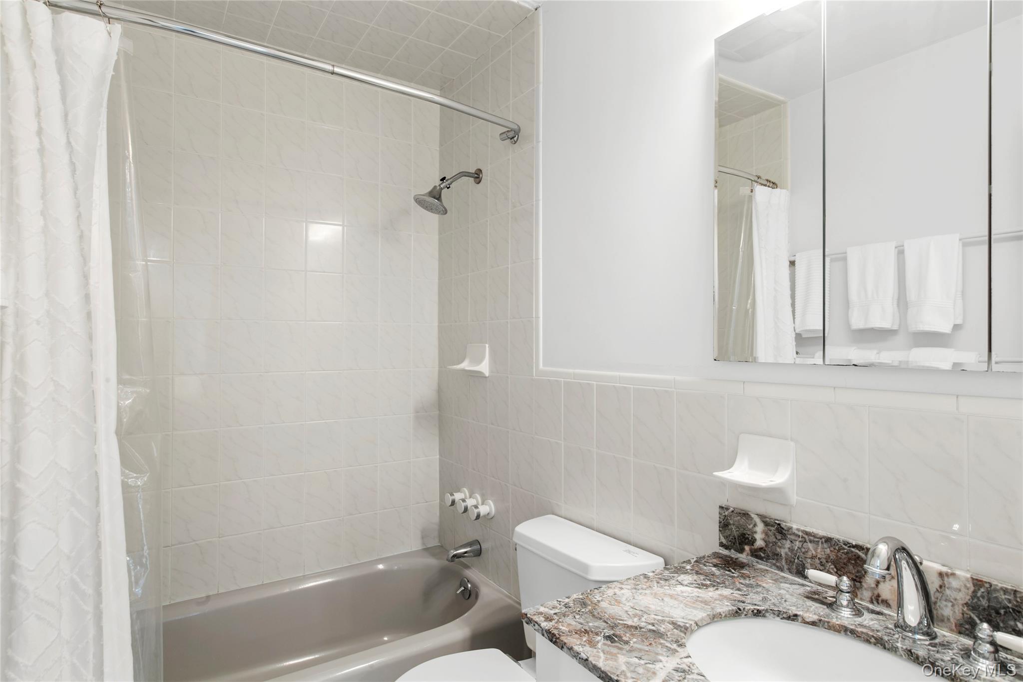 7 S Pond Road – For Sale photo 12