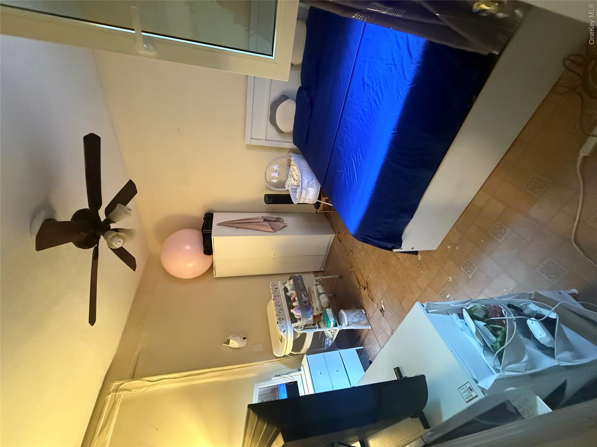 950 Hoe Avenue, Unit 2B photo 9