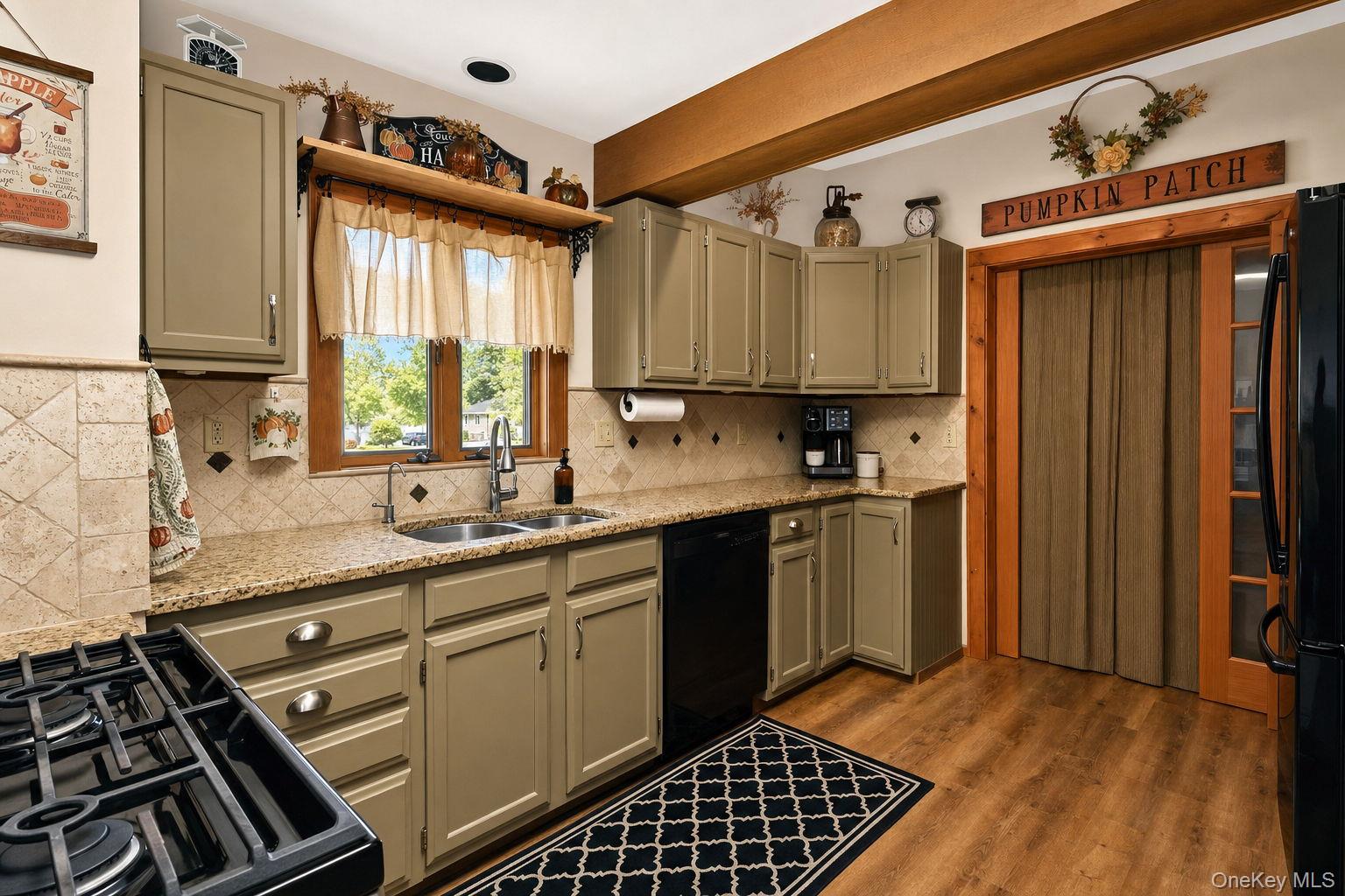 8 Budd Avenue – For Sale photo 12