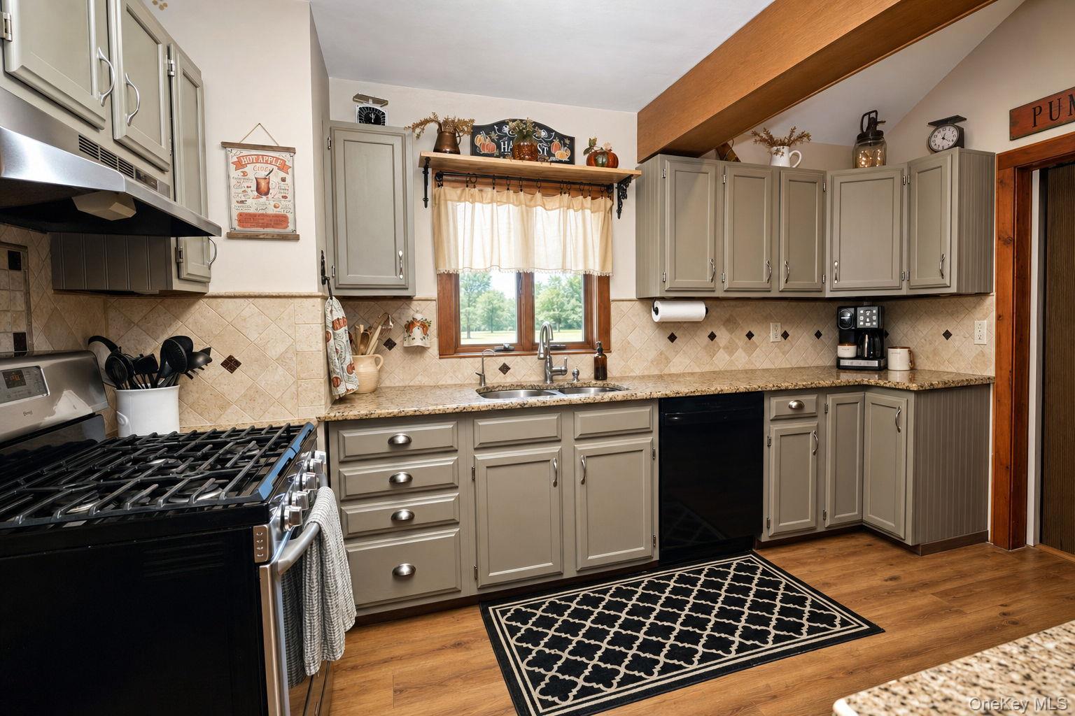 8 Budd Avenue – For Sale photo 14