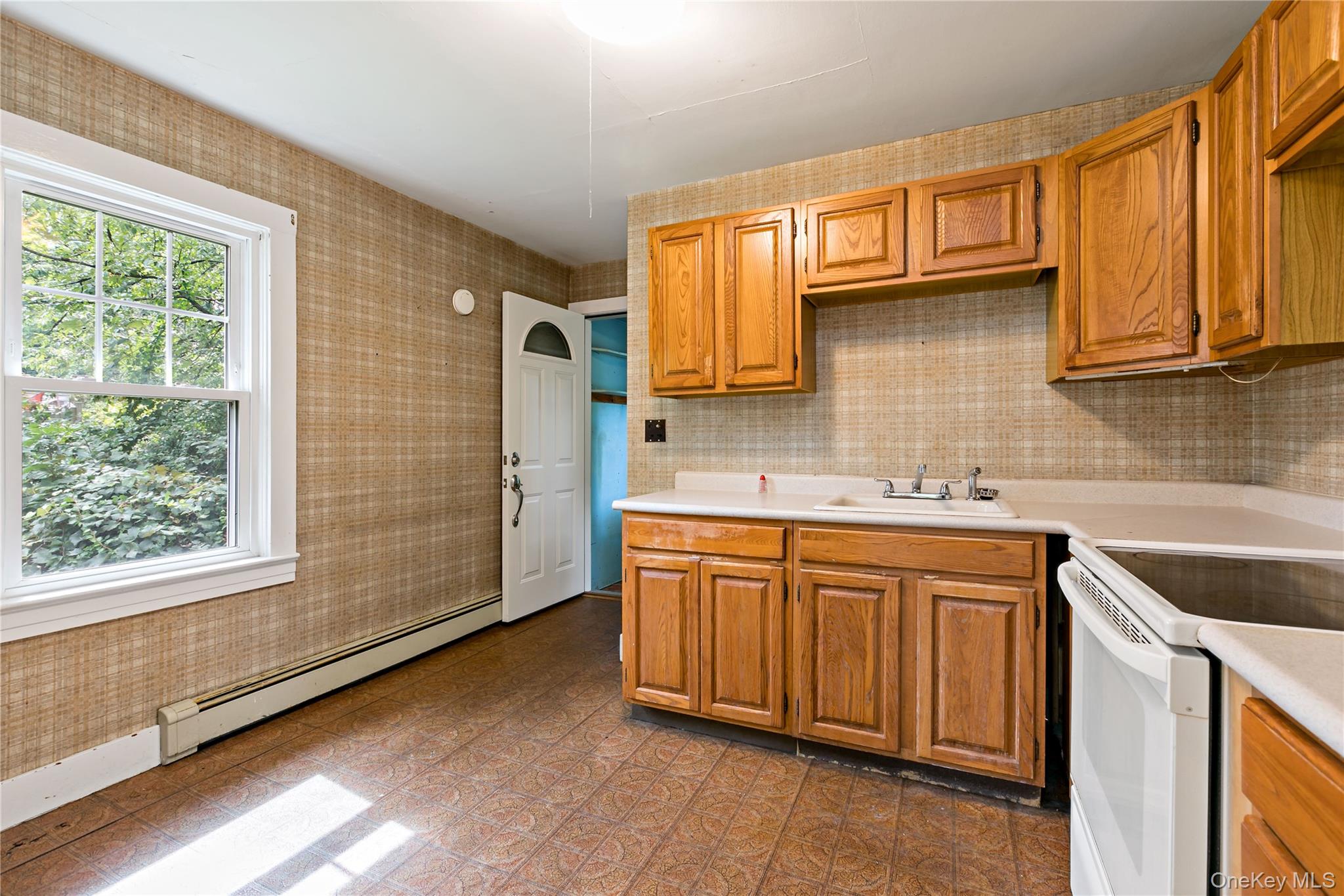 2070 Hamblyn Street – For Sale photo 11