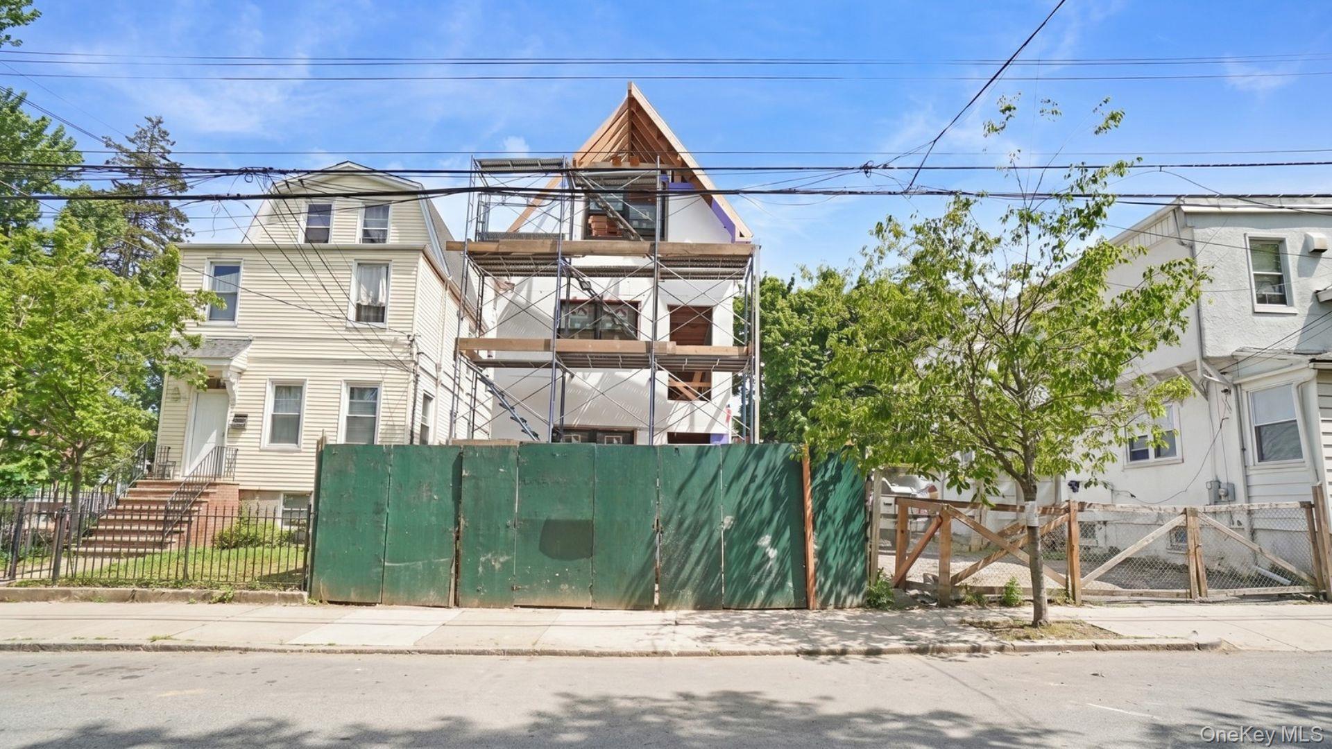 4564 Matilda Avenue – For Sale