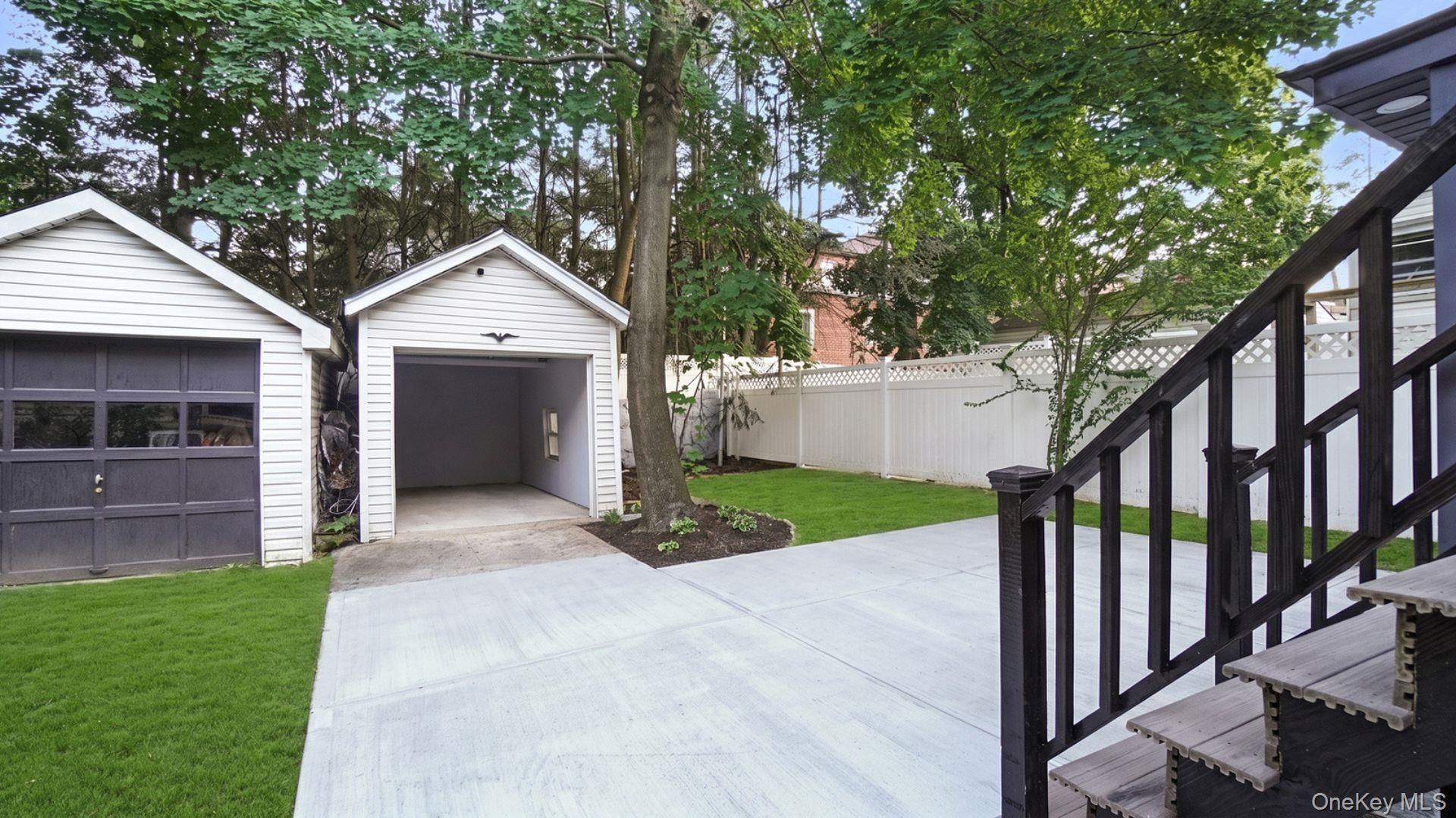 128 E 238th Street – For Sale photo 24