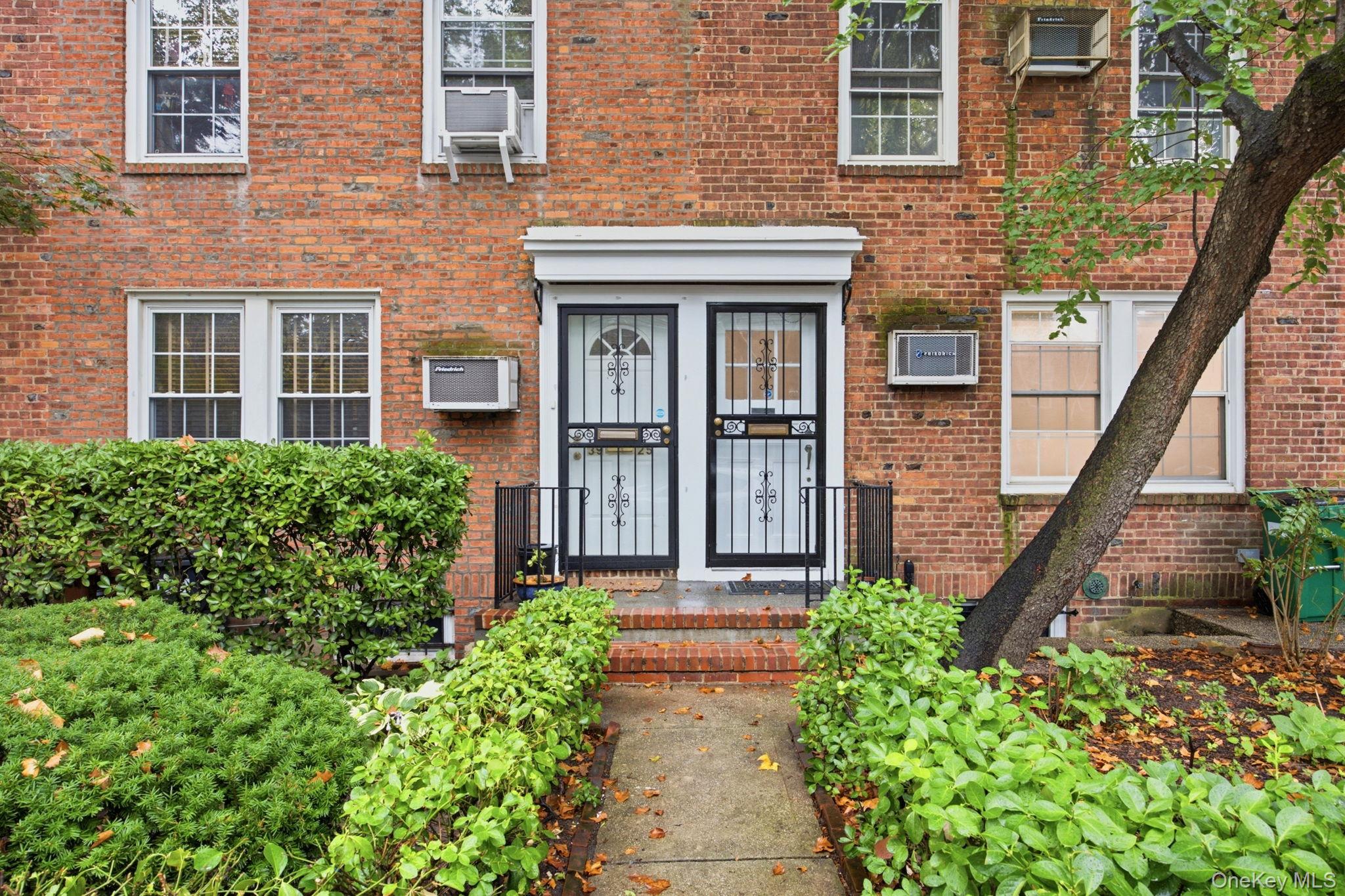 39-27 49th Street – For Sale