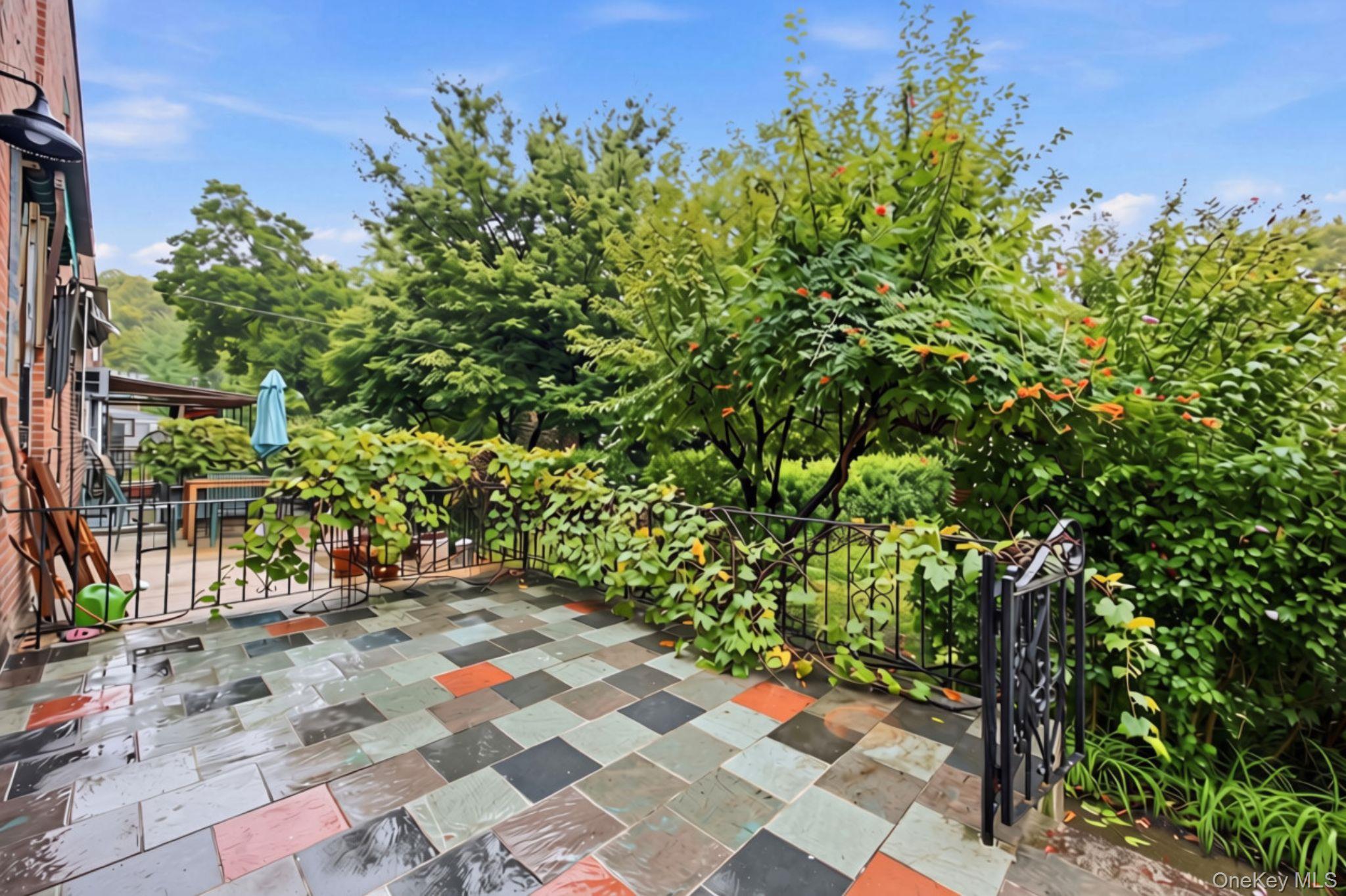 39-27 49th Street – For Sale photo 28